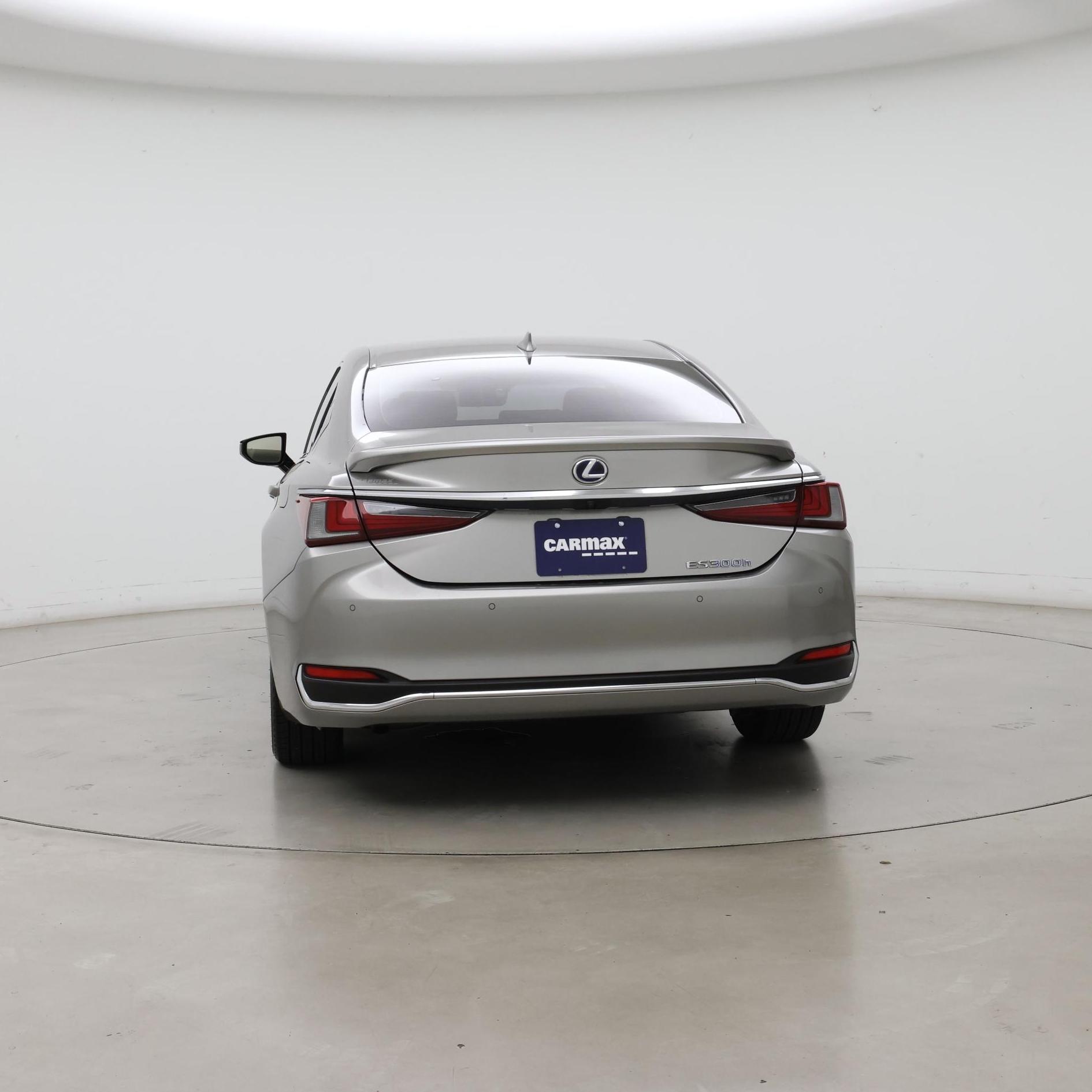 Thumbnail: 2019 Lexus ES - 6