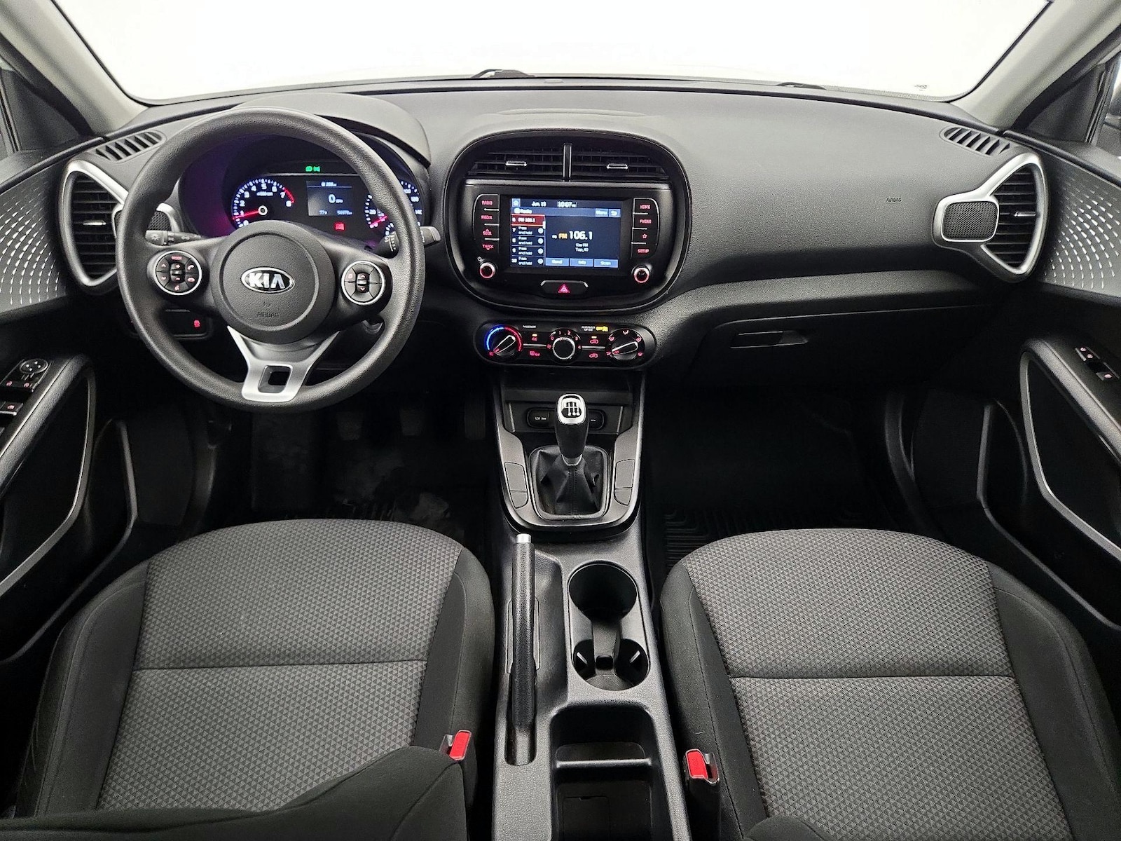 2020 Kia Soul LX - Photo 10