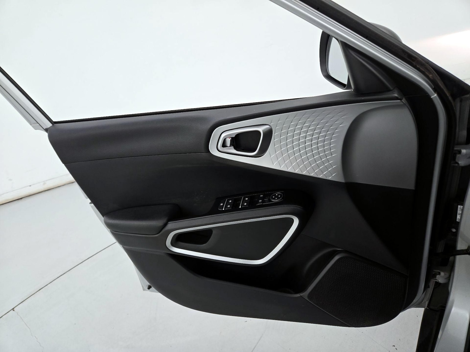 2020 Kia Soul LX - Photo 13