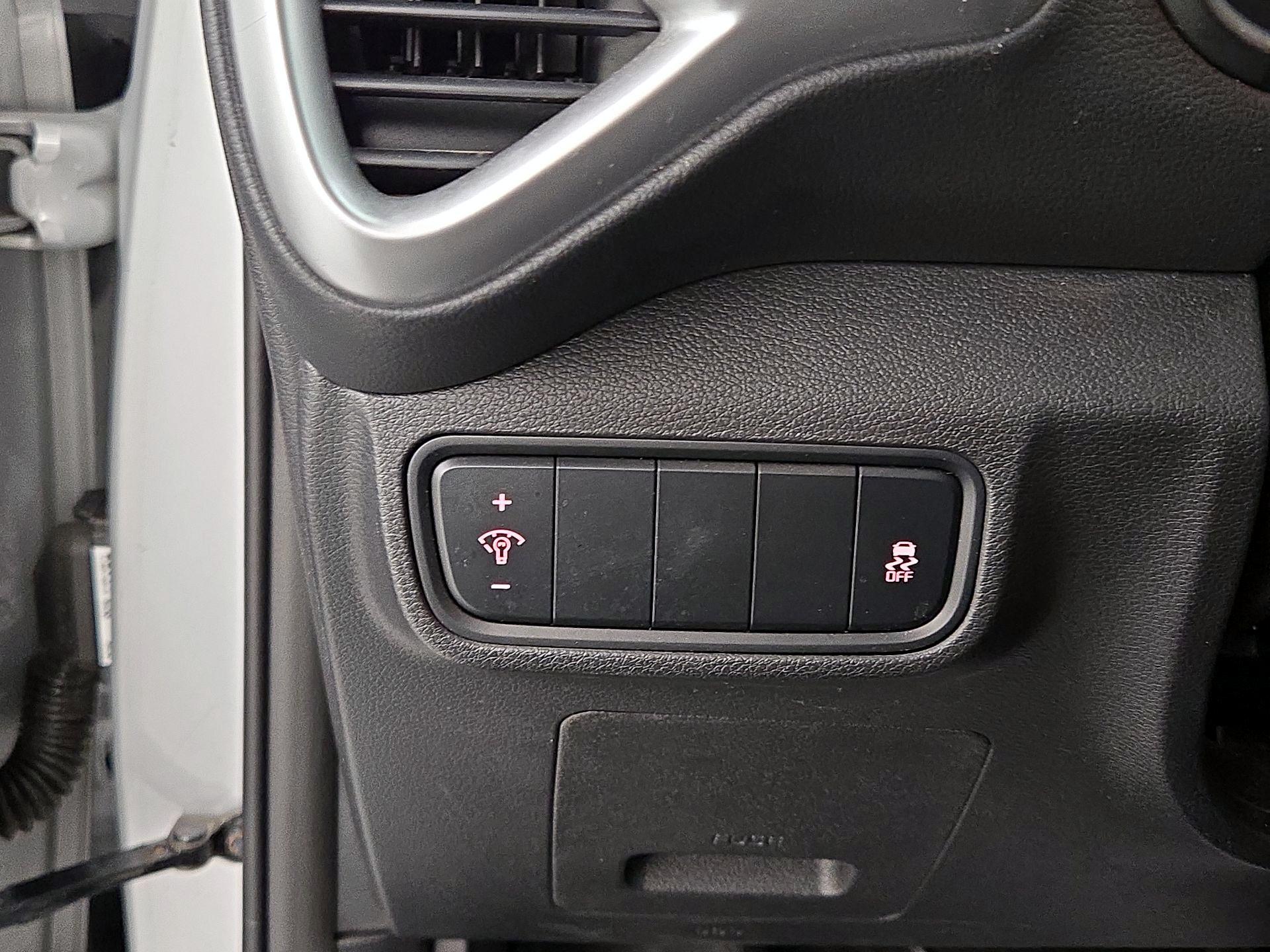 Thumbnail: 2020 Kia Soul - 13
