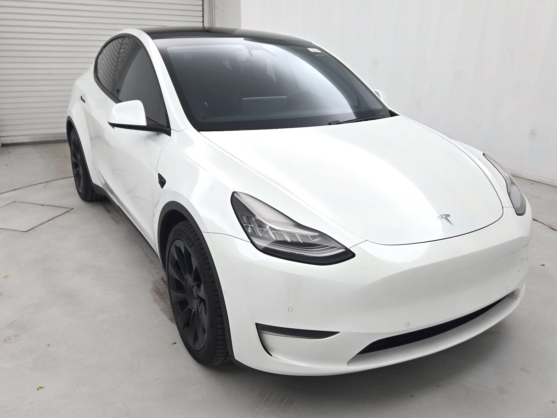 Thumbnail: 2020 Tesla Model Y - 1