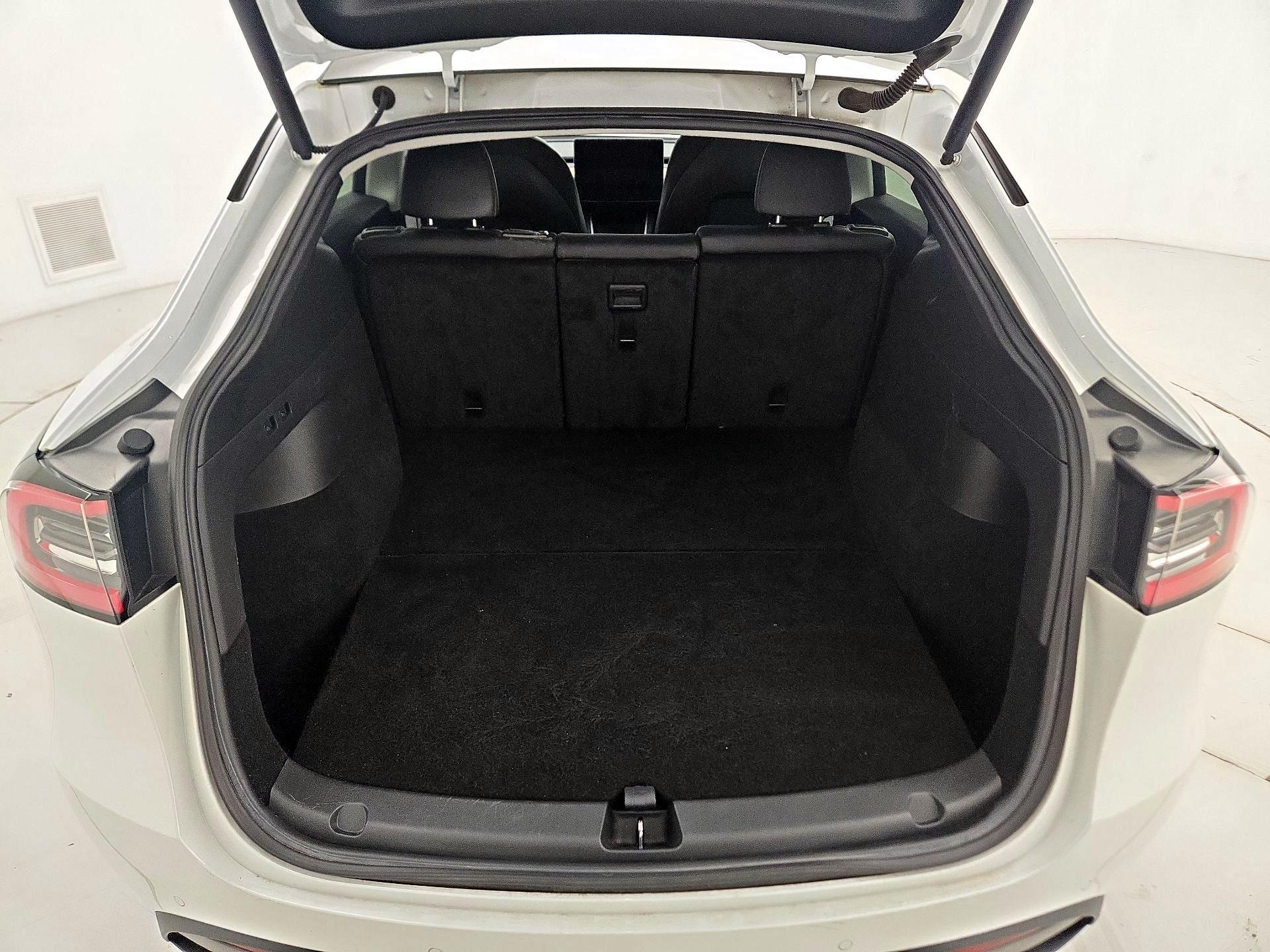 Thumbnail: 2020 Tesla Model Y - 17