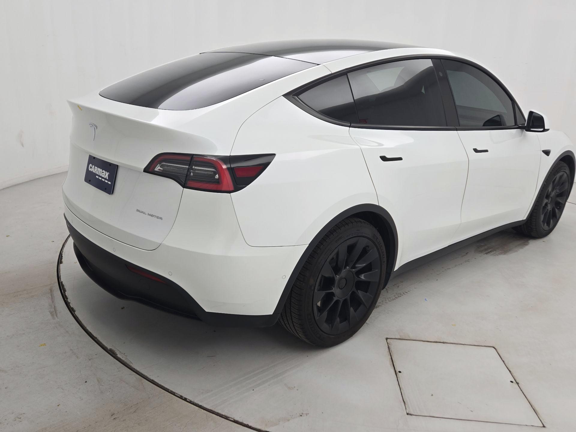 Thumbnail: 2020 Tesla Model Y - 5