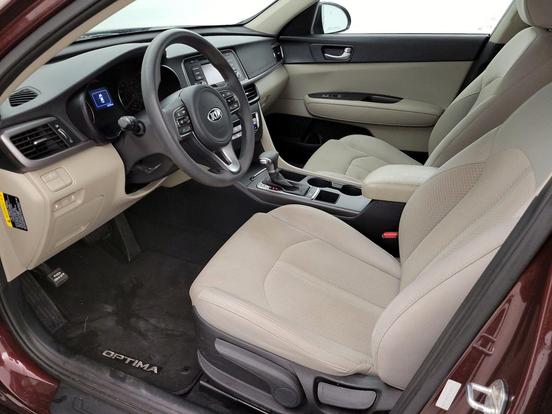 Thumbnail: 2016 Kia Optima - 11