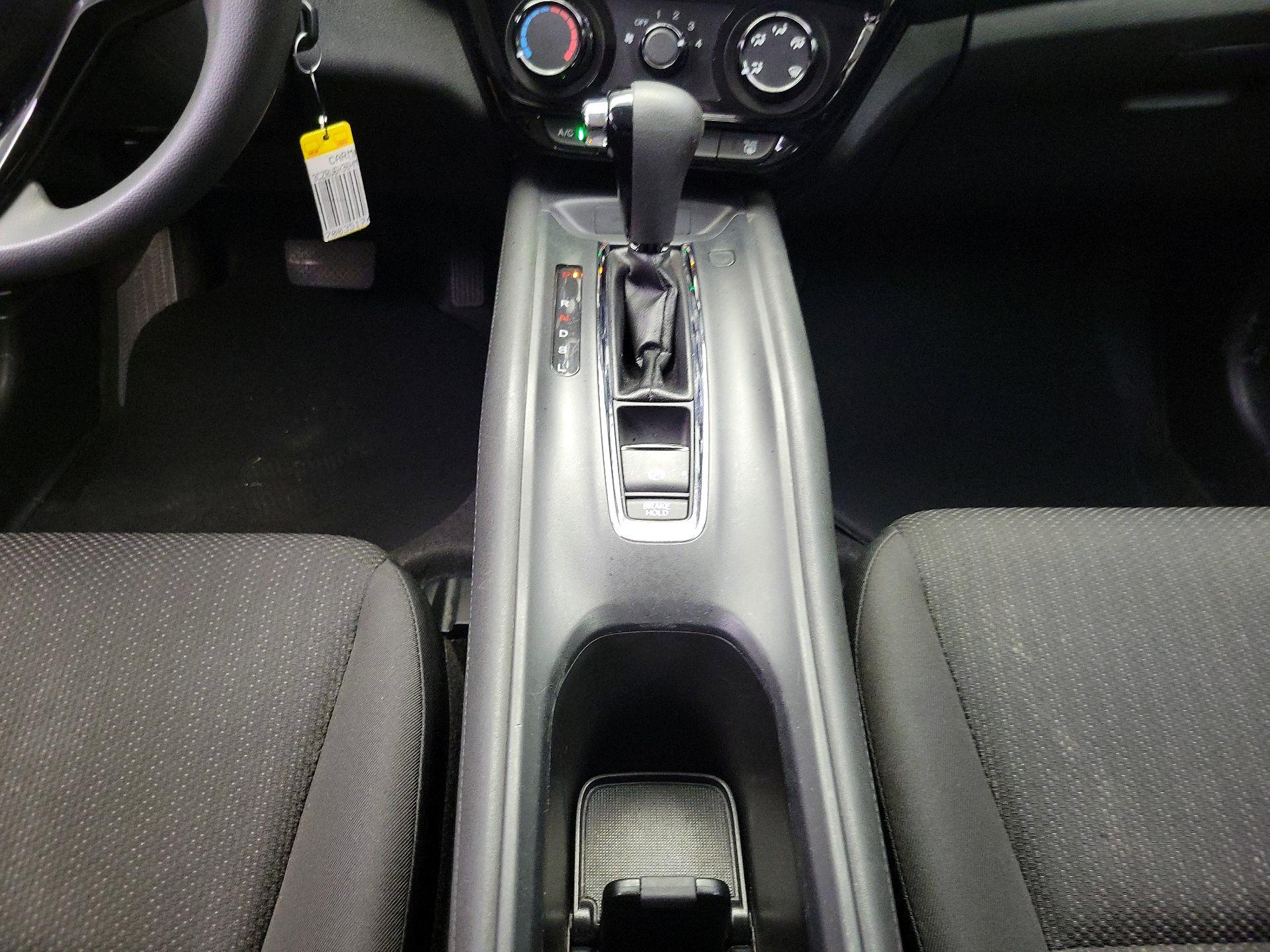 Thumbnail: 2017 Honda HR-V - 17