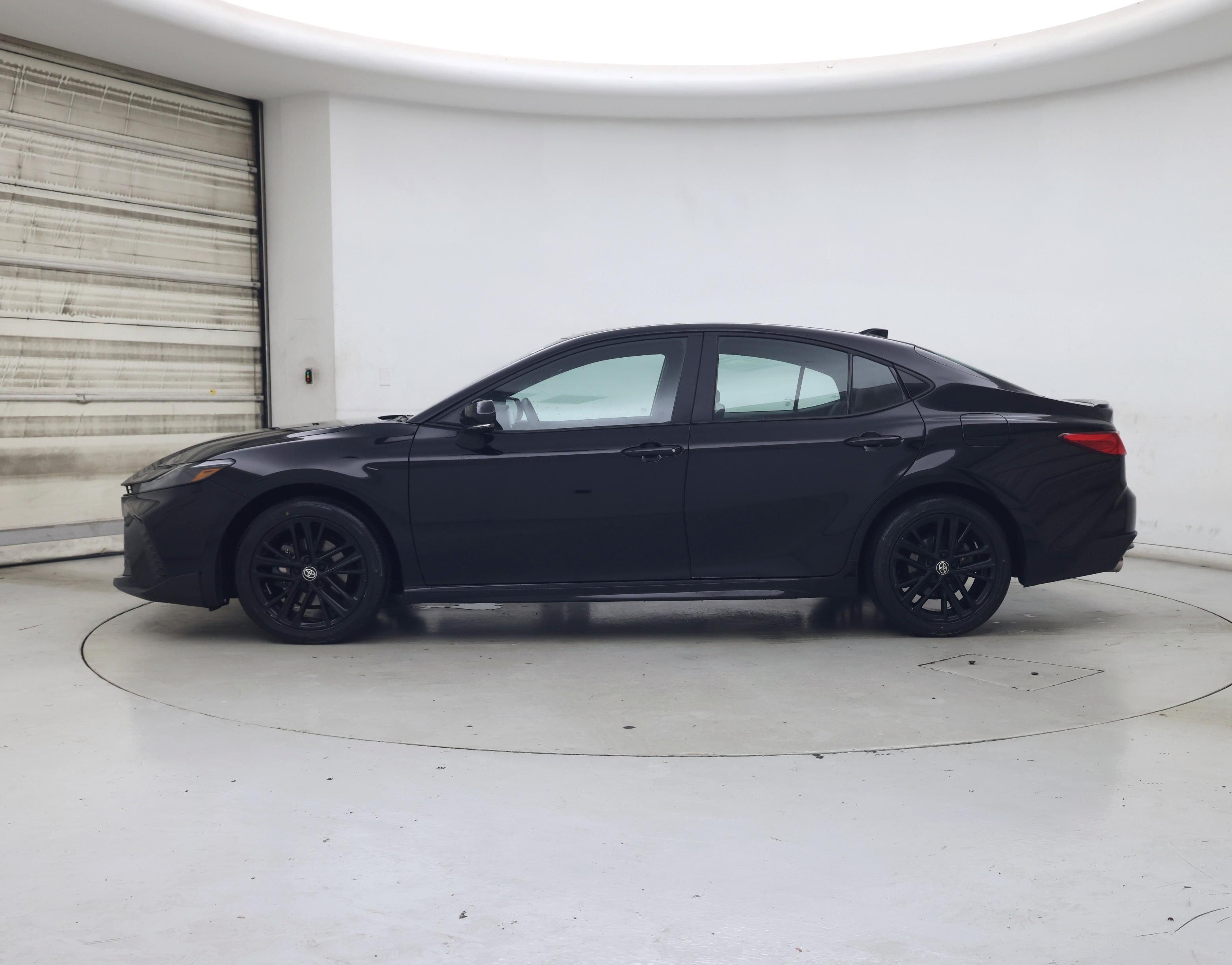 Thumbnail: 2025 Toyota Camry - 3