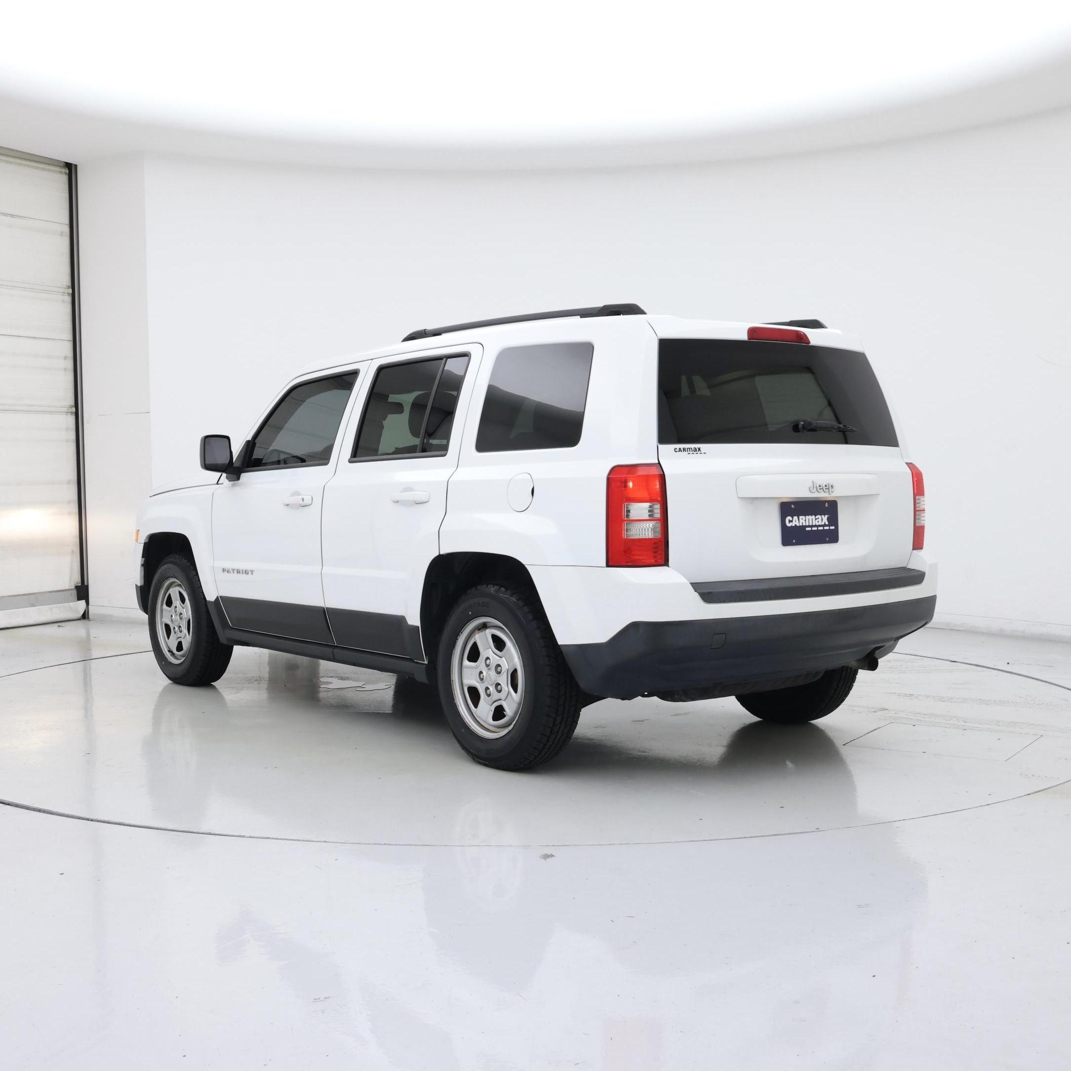 Thumbnail: 2015 Jeep Patriot - 2