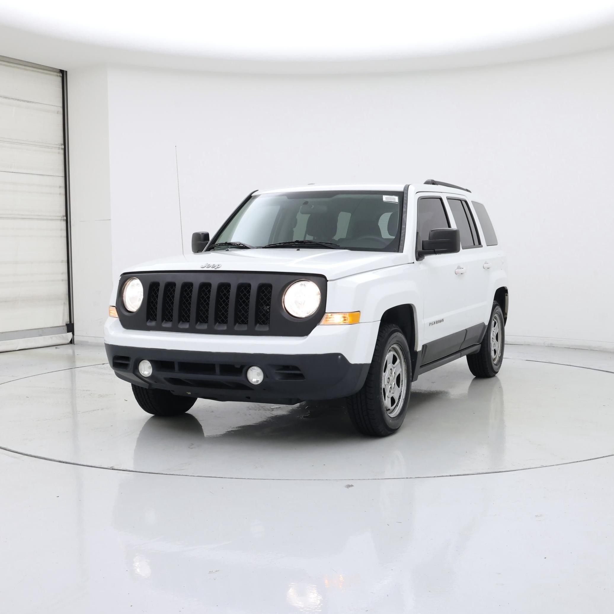 Thumbnail: 2015 Jeep Patriot - 4
