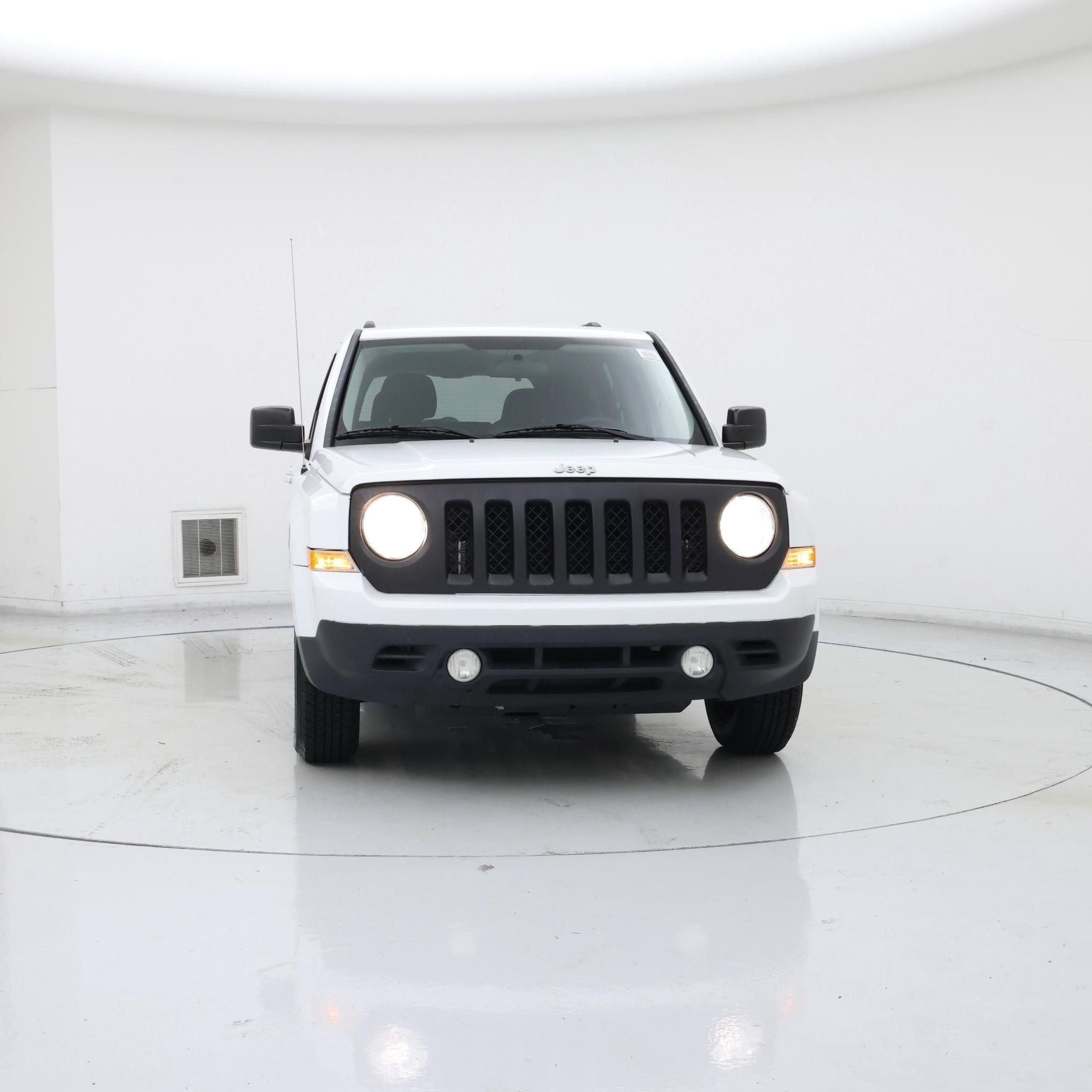 Thumbnail: 2015 Jeep Patriot - 5