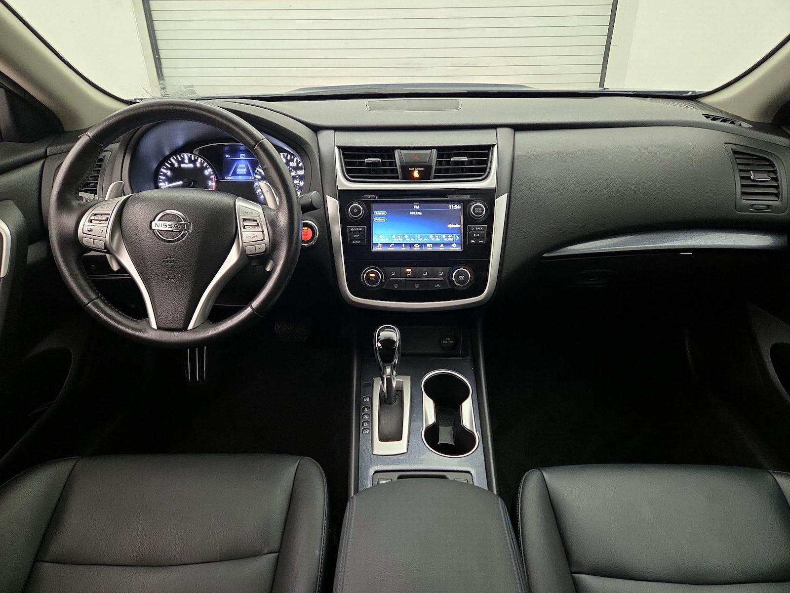 2018 Nissan Altima SR - Photo 10