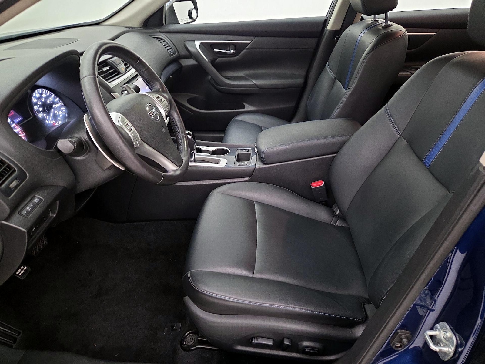 2018 Nissan Altima SR - Photo 12