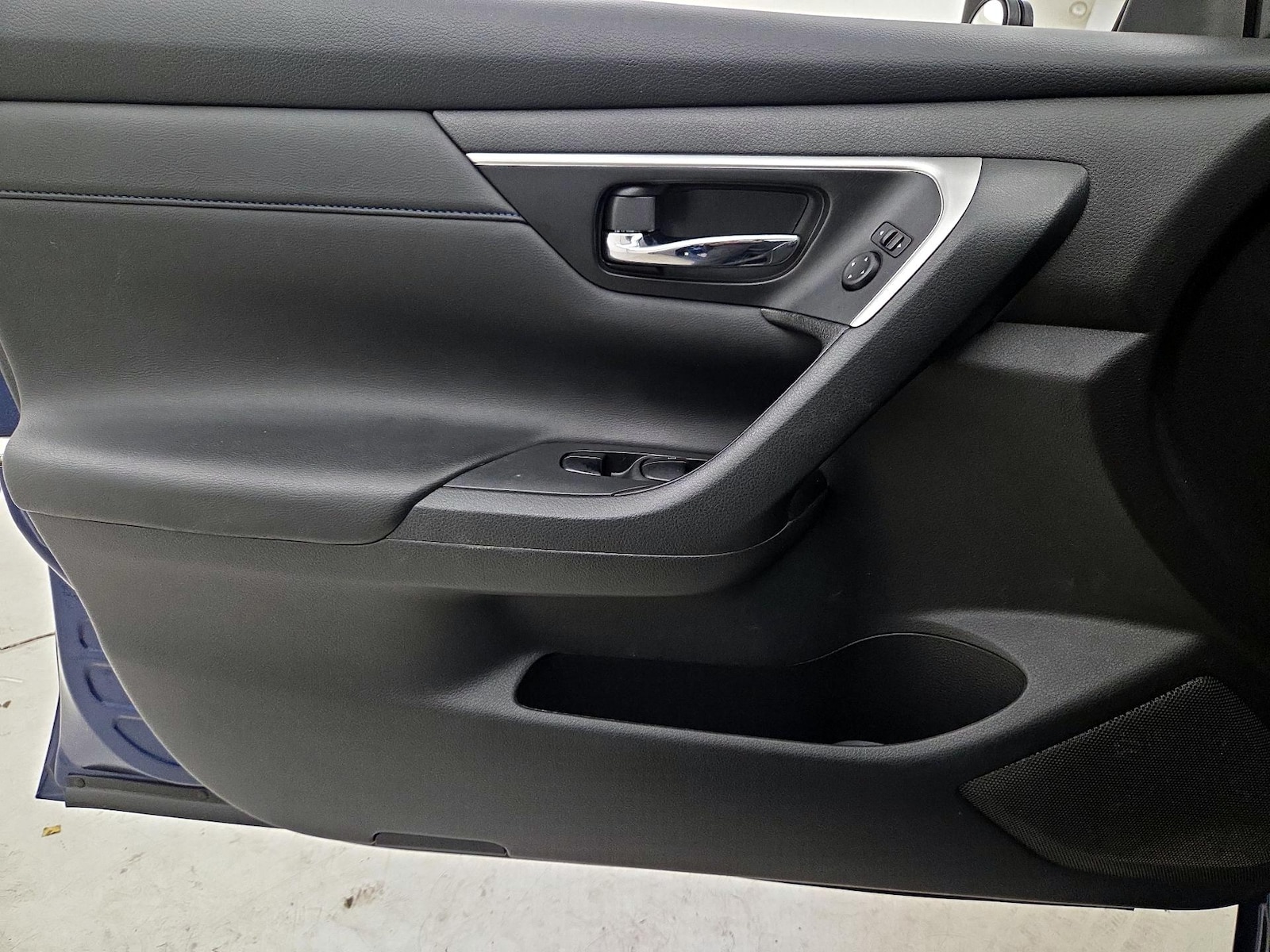2018 Nissan Altima SR - Photo 13