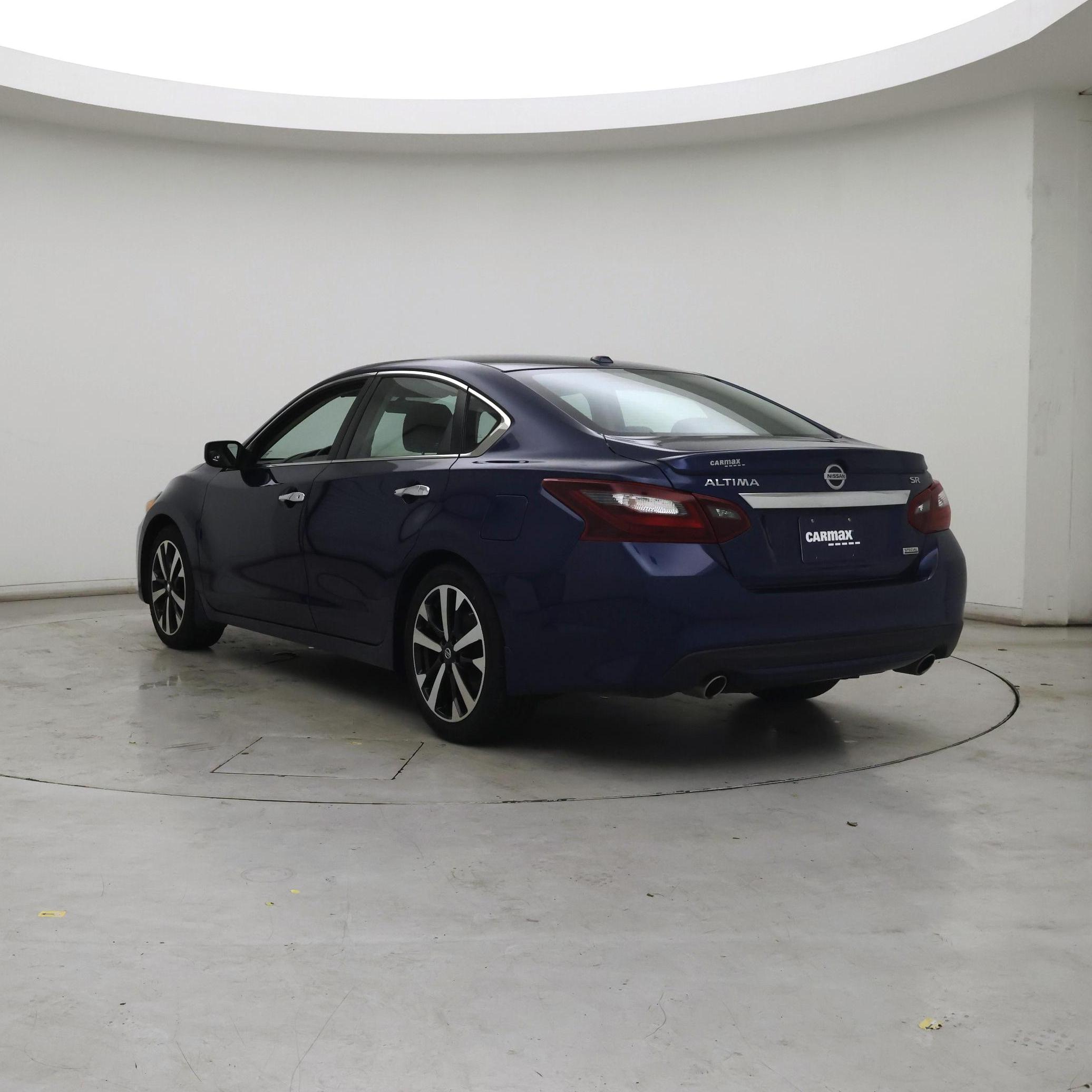 Thumbnail: 2018 Nissan Altima - 2