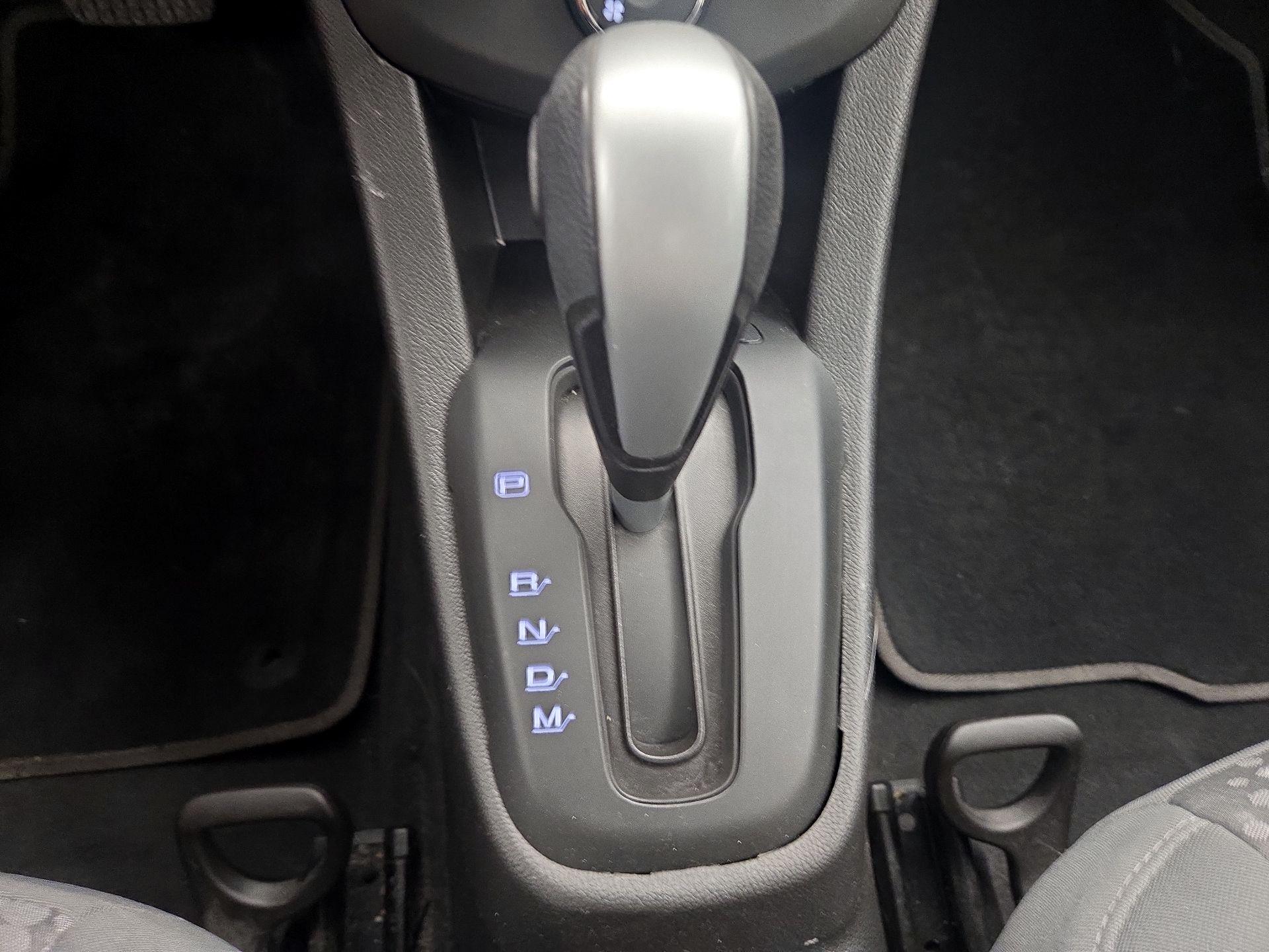 Thumbnail: 2017 Chevrolet Sonic - 17