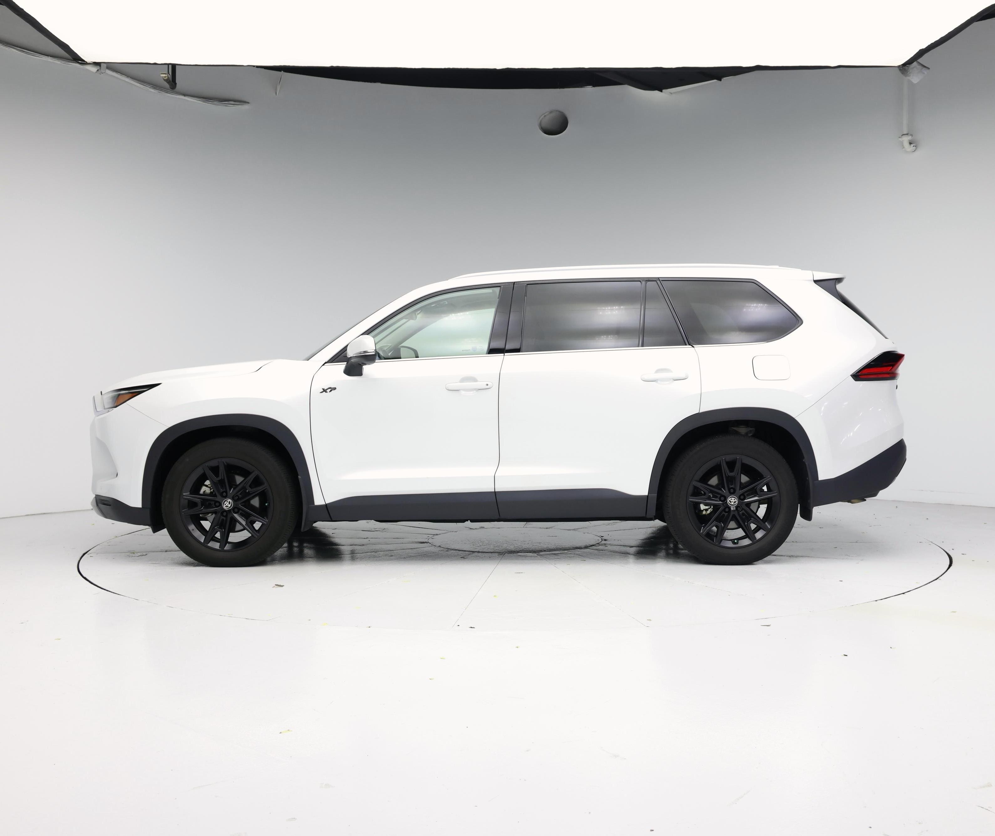 Thumbnail: 2024 Toyota Grand Highlander - 3