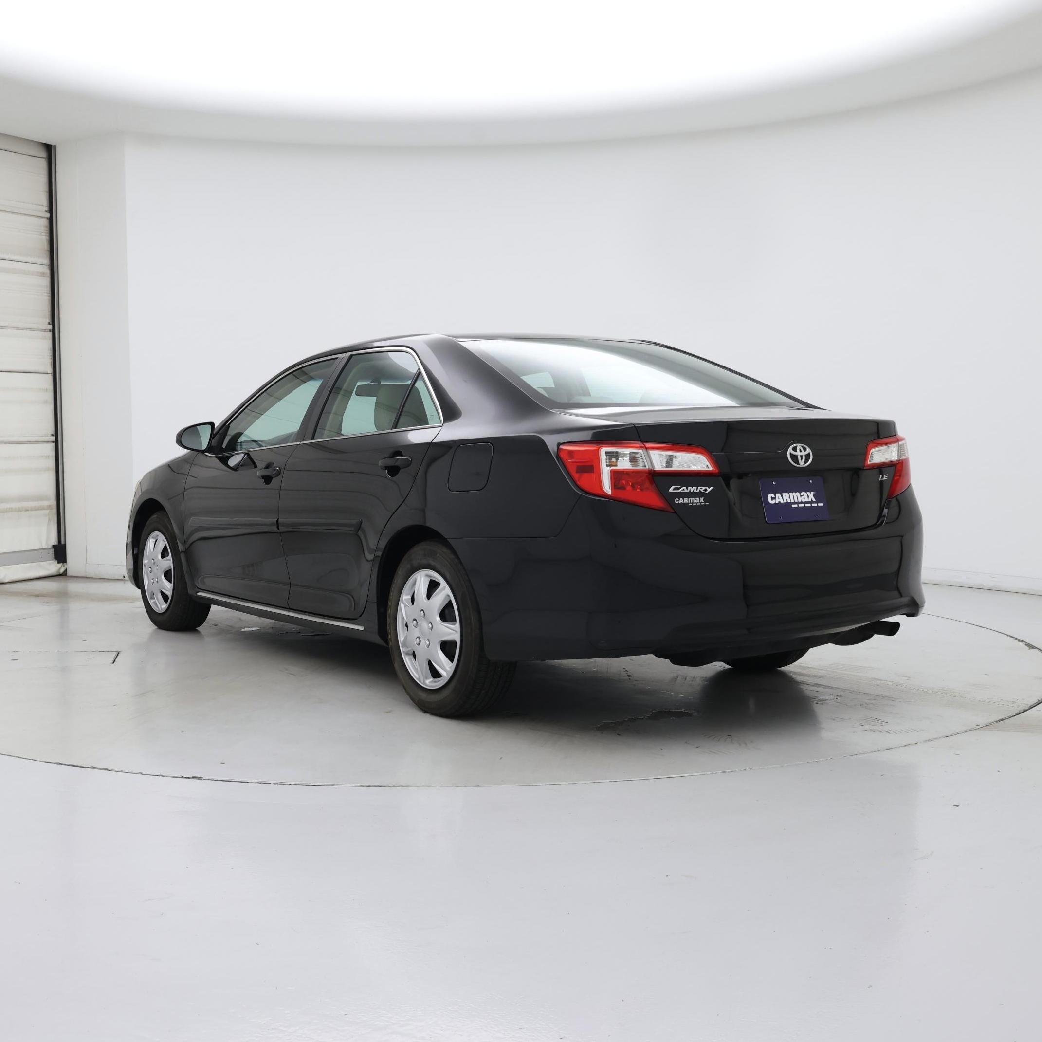 Thumbnail: 2014 Toyota Camry - 2