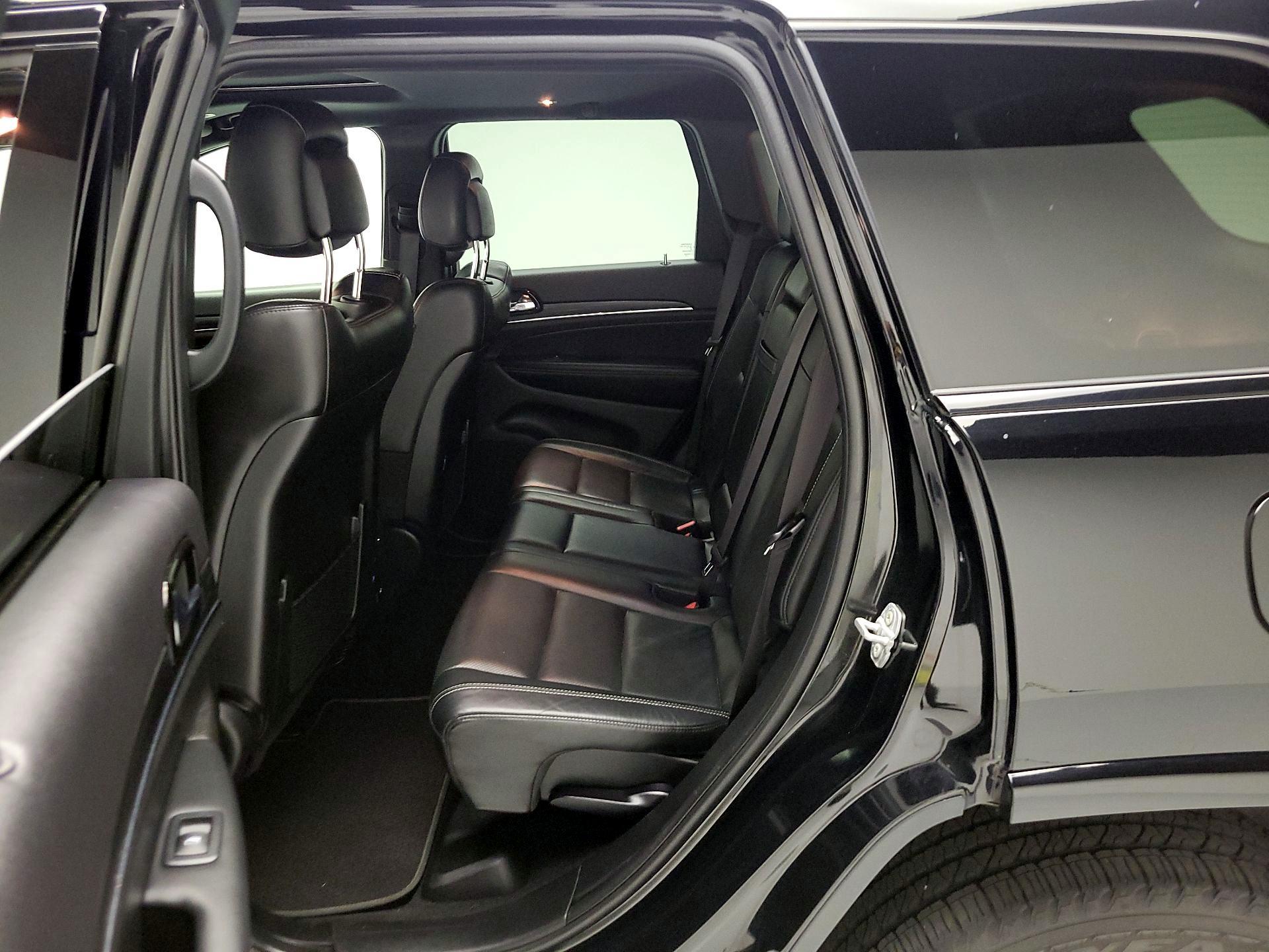 Thumbnail: 2021 Jeep Grand Cherokee - 17