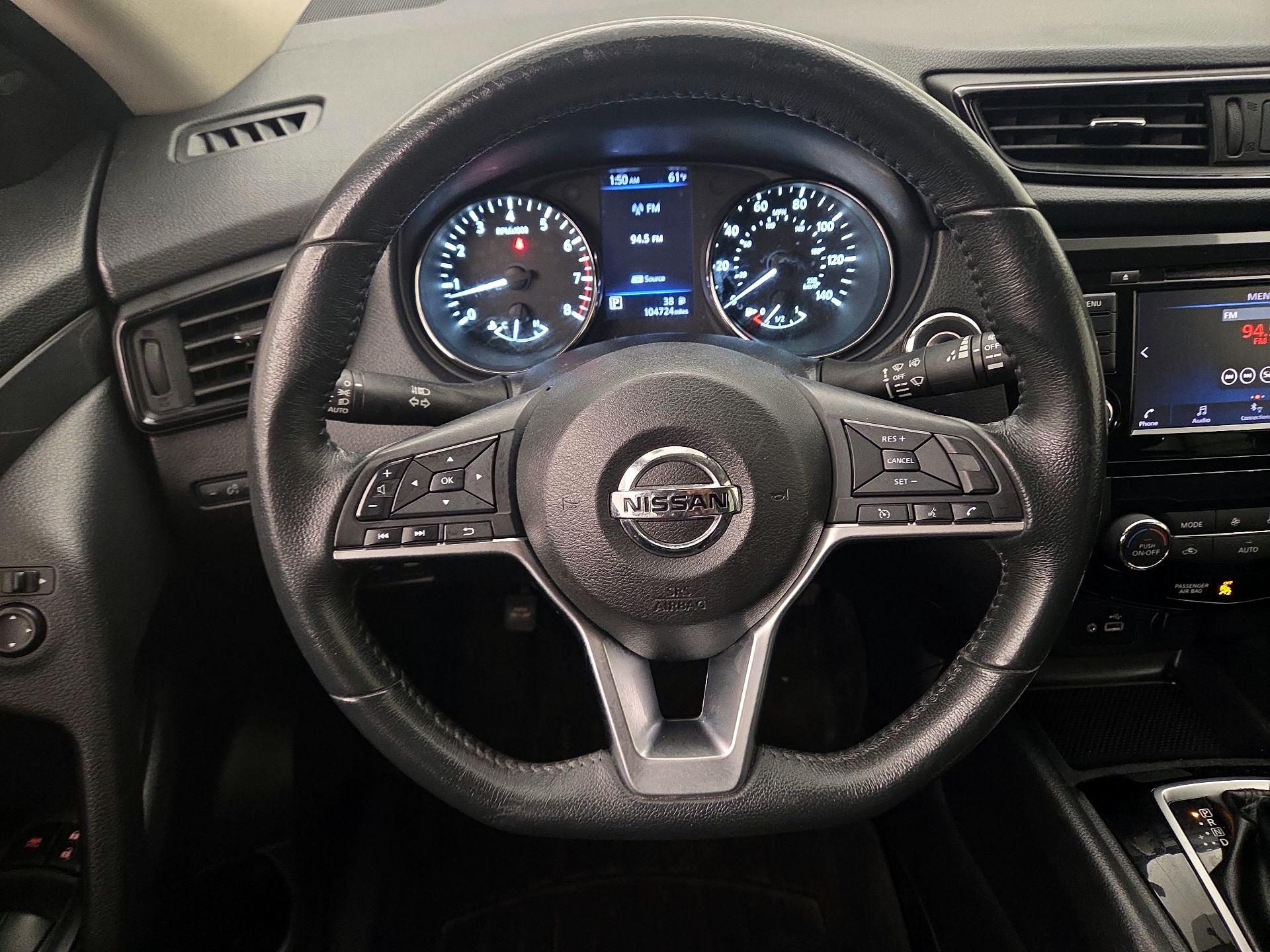 Thumbnail: 2018 Nissan Rogue - 10