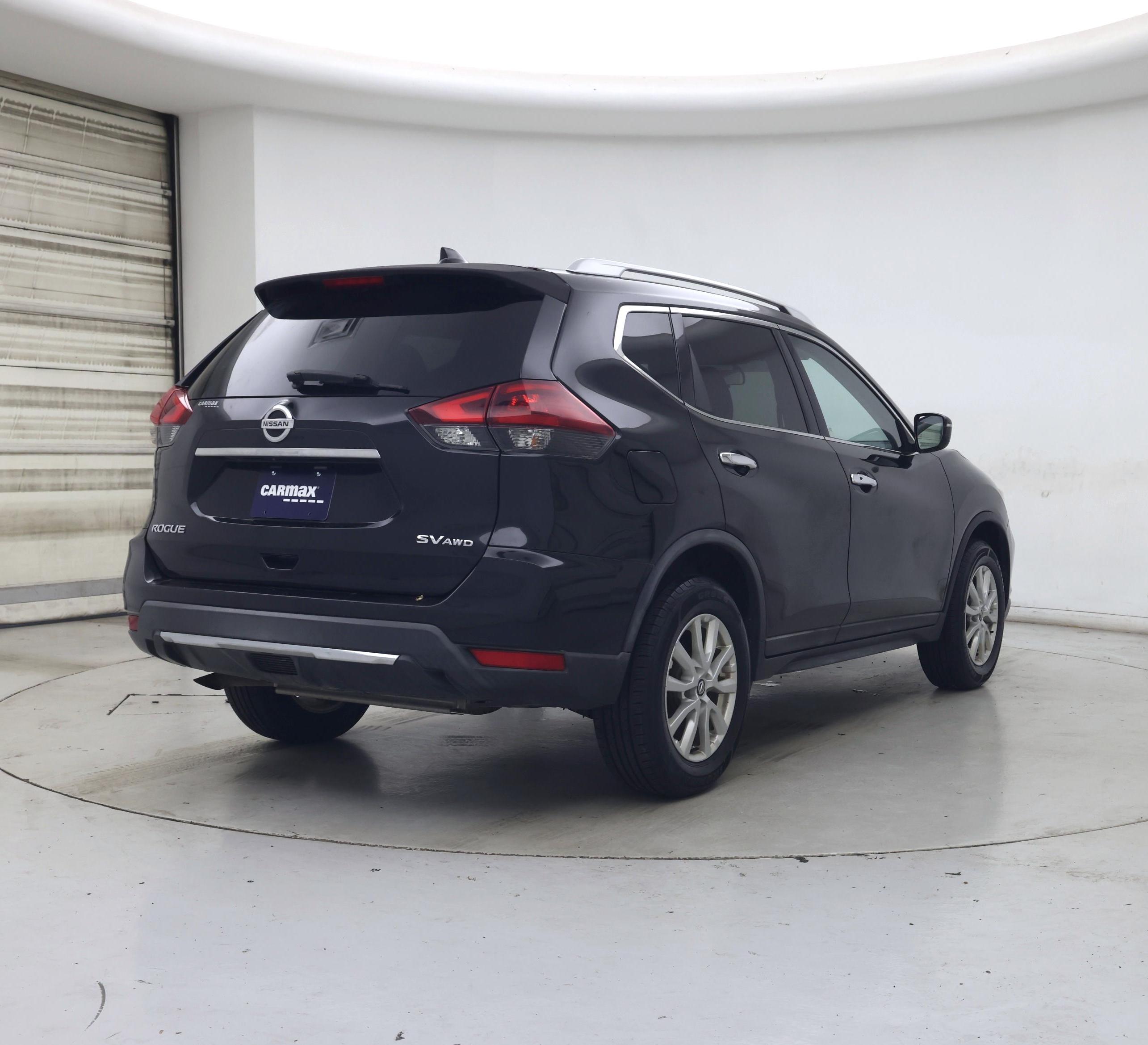 Thumbnail: 2018 Nissan Rogue - 8