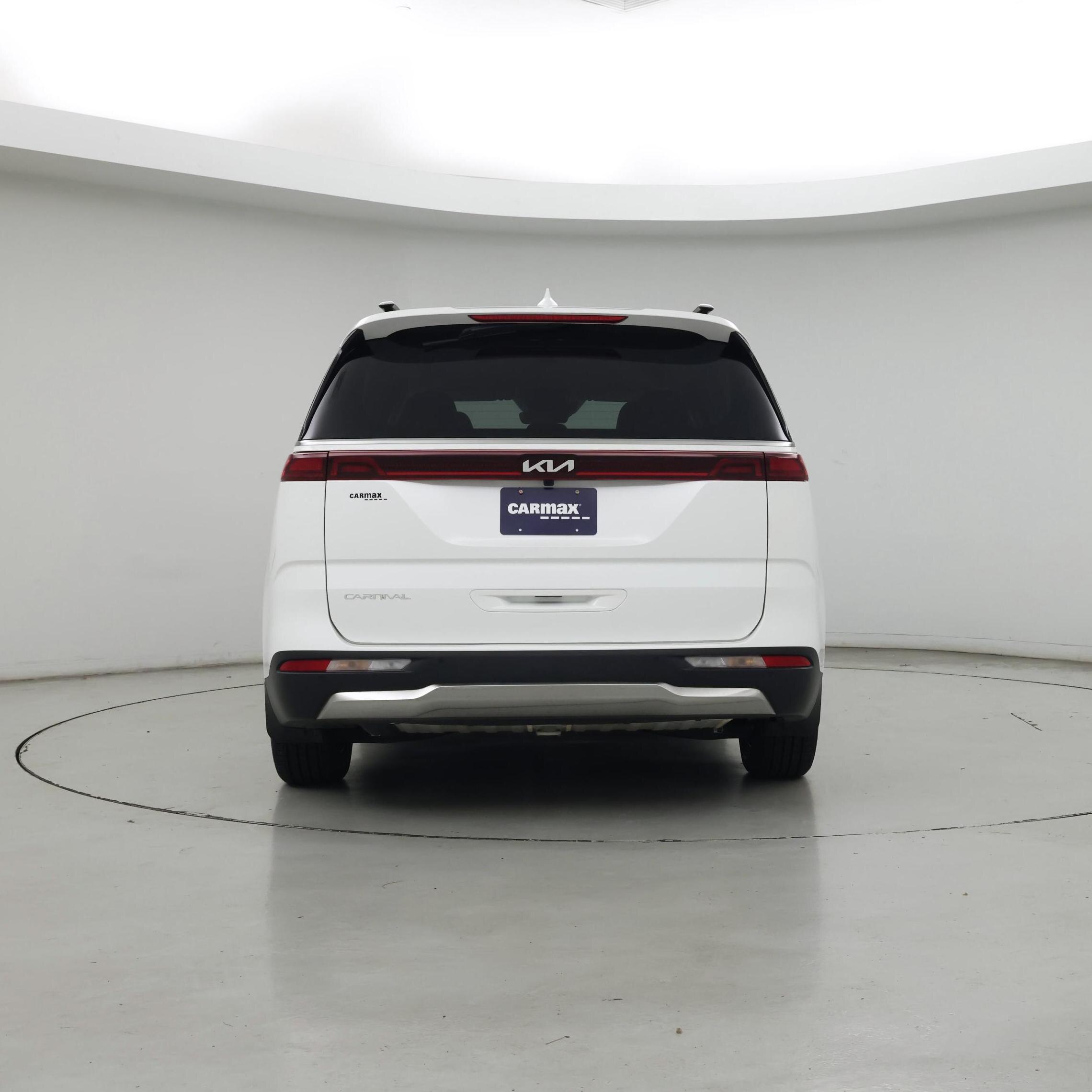 Thumbnail: 2023 Kia Carnival - 6
