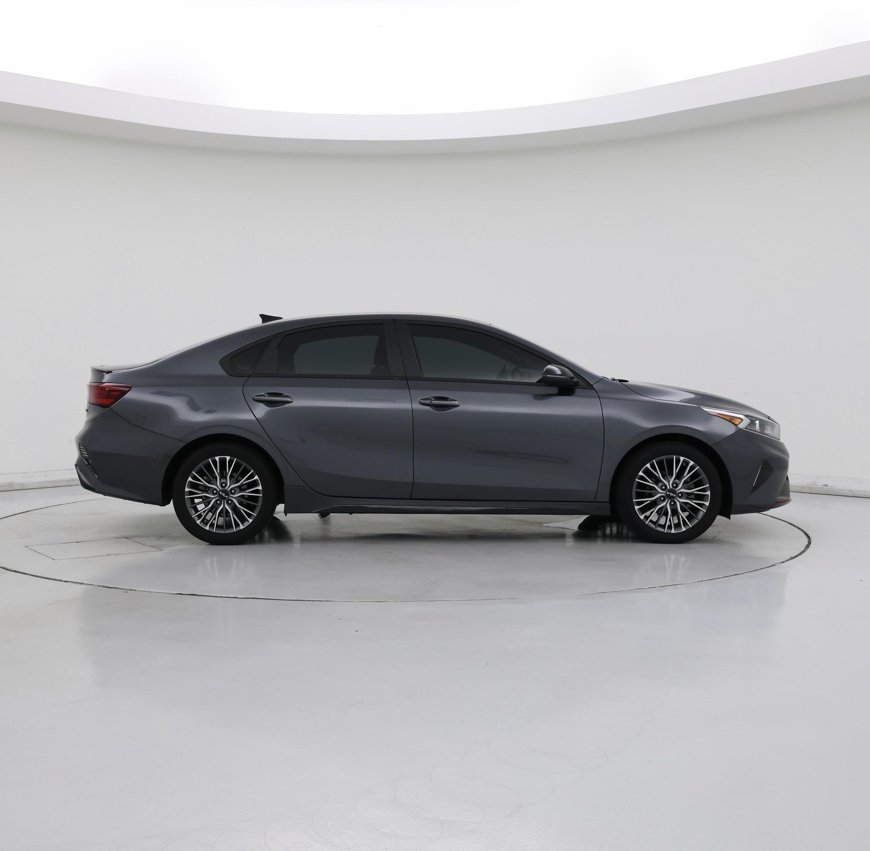 Thumbnail: 2024 Kia Forte - 7