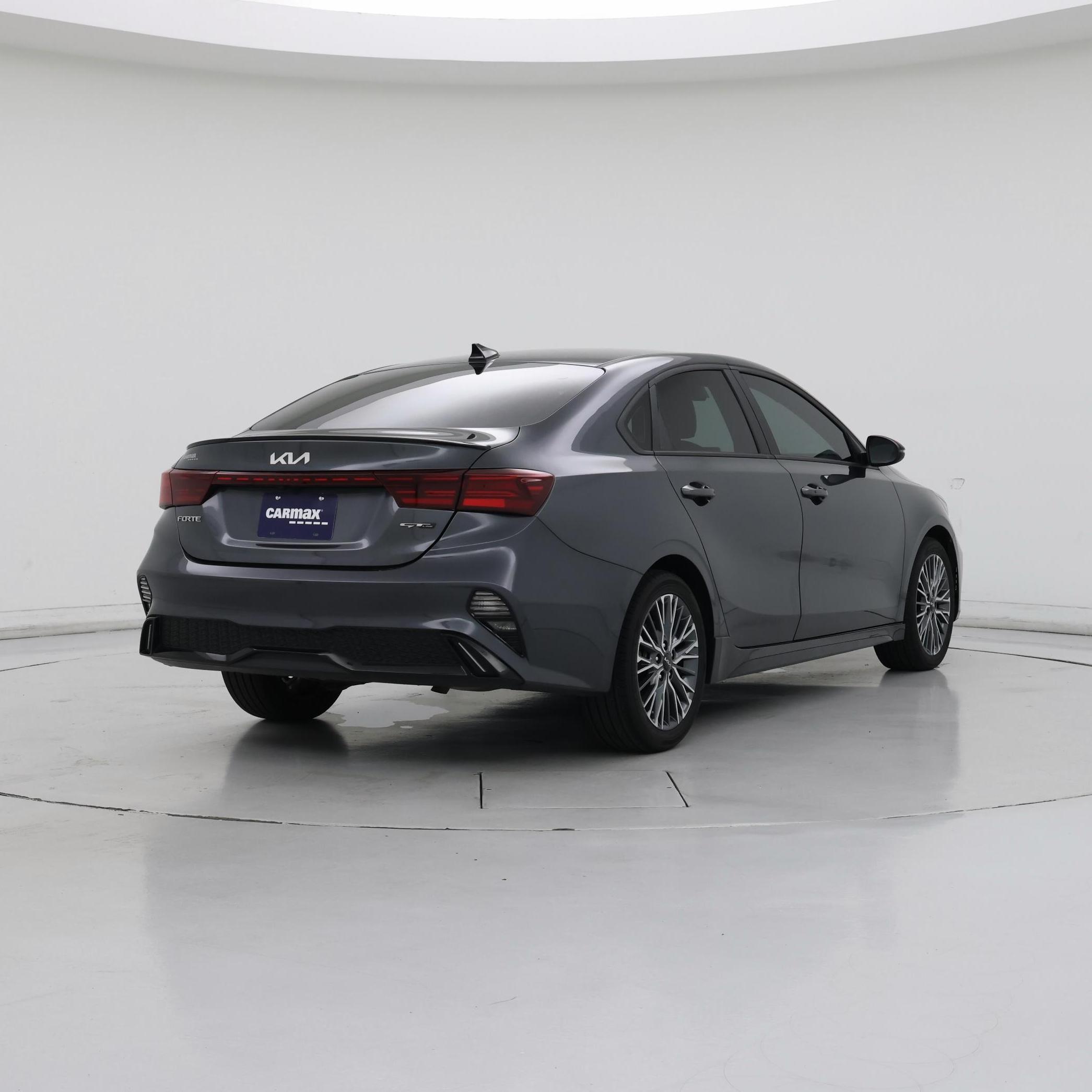 Thumbnail: 2024 Kia Forte - 8