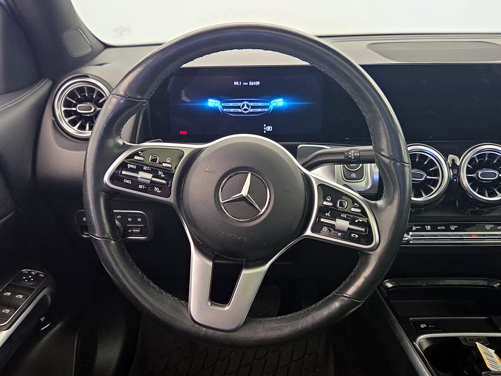 Thumbnail: 2023 Mercedes-Benz GLB - 10
