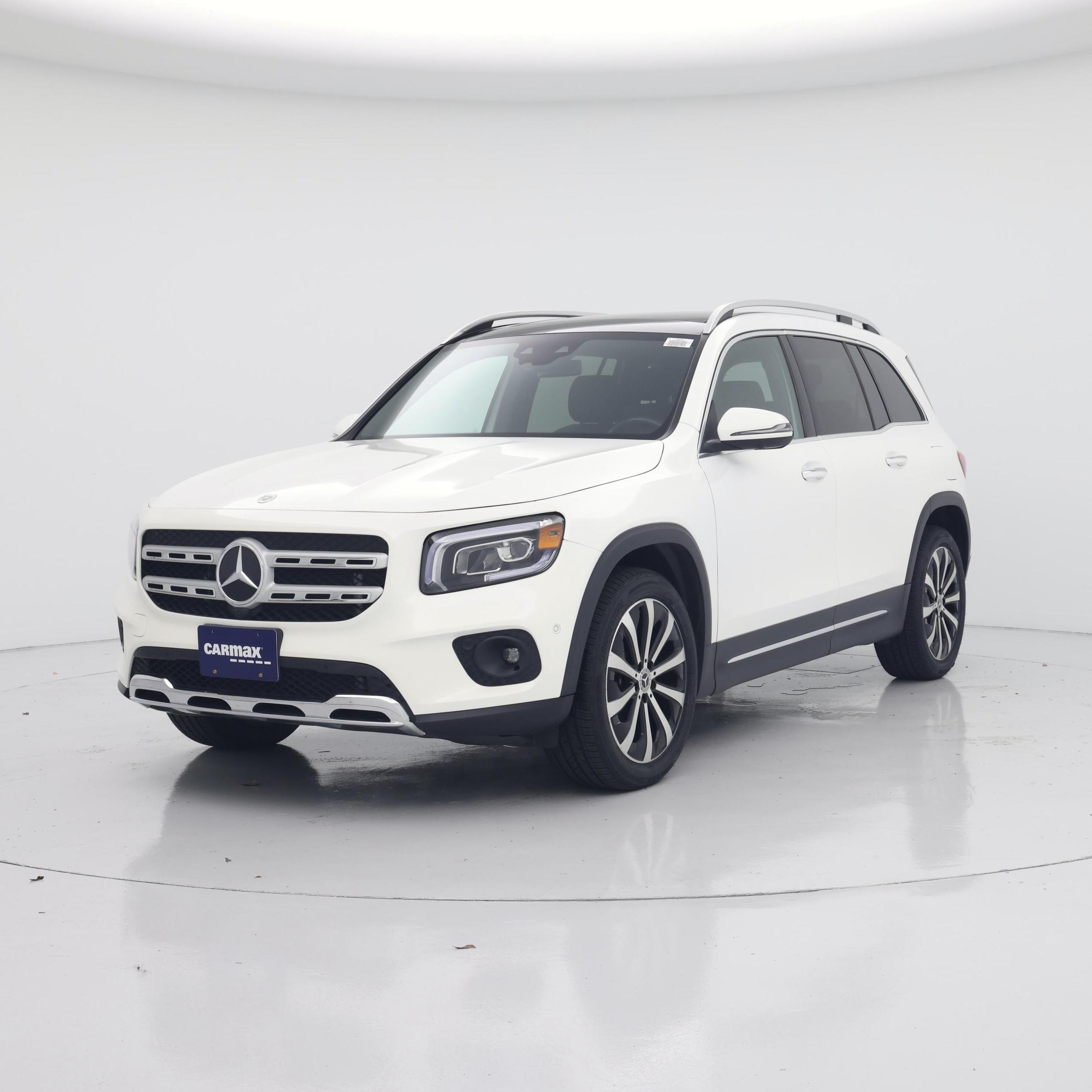 Thumbnail: 2023 Mercedes-Benz GLB - 4