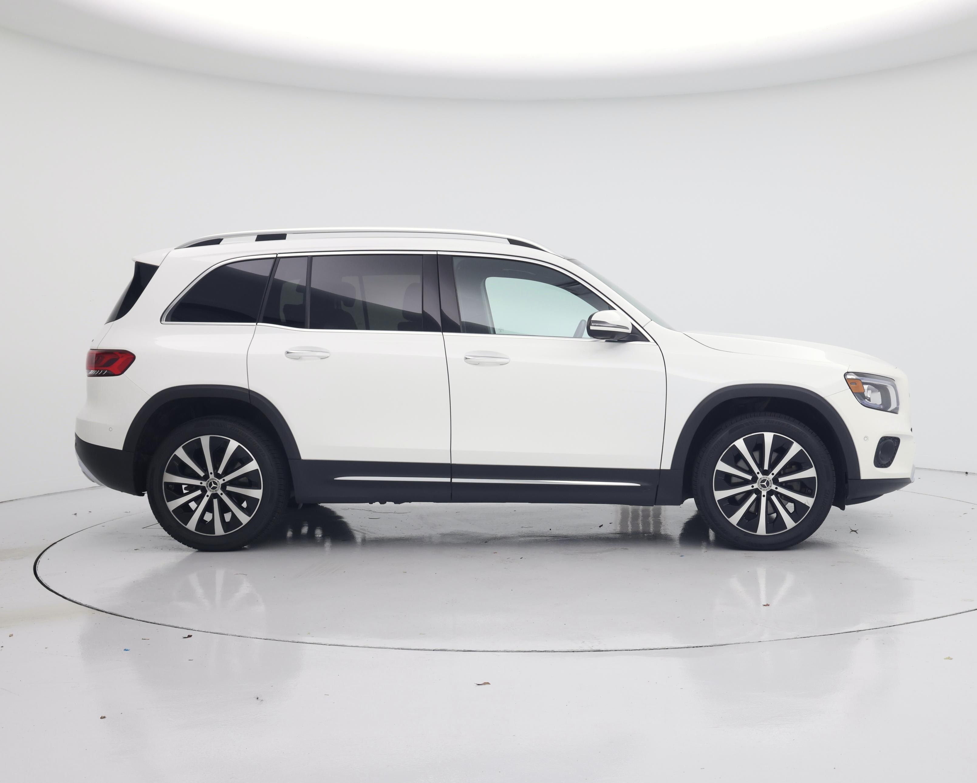 Thumbnail: 2023 Mercedes-Benz GLB - 7