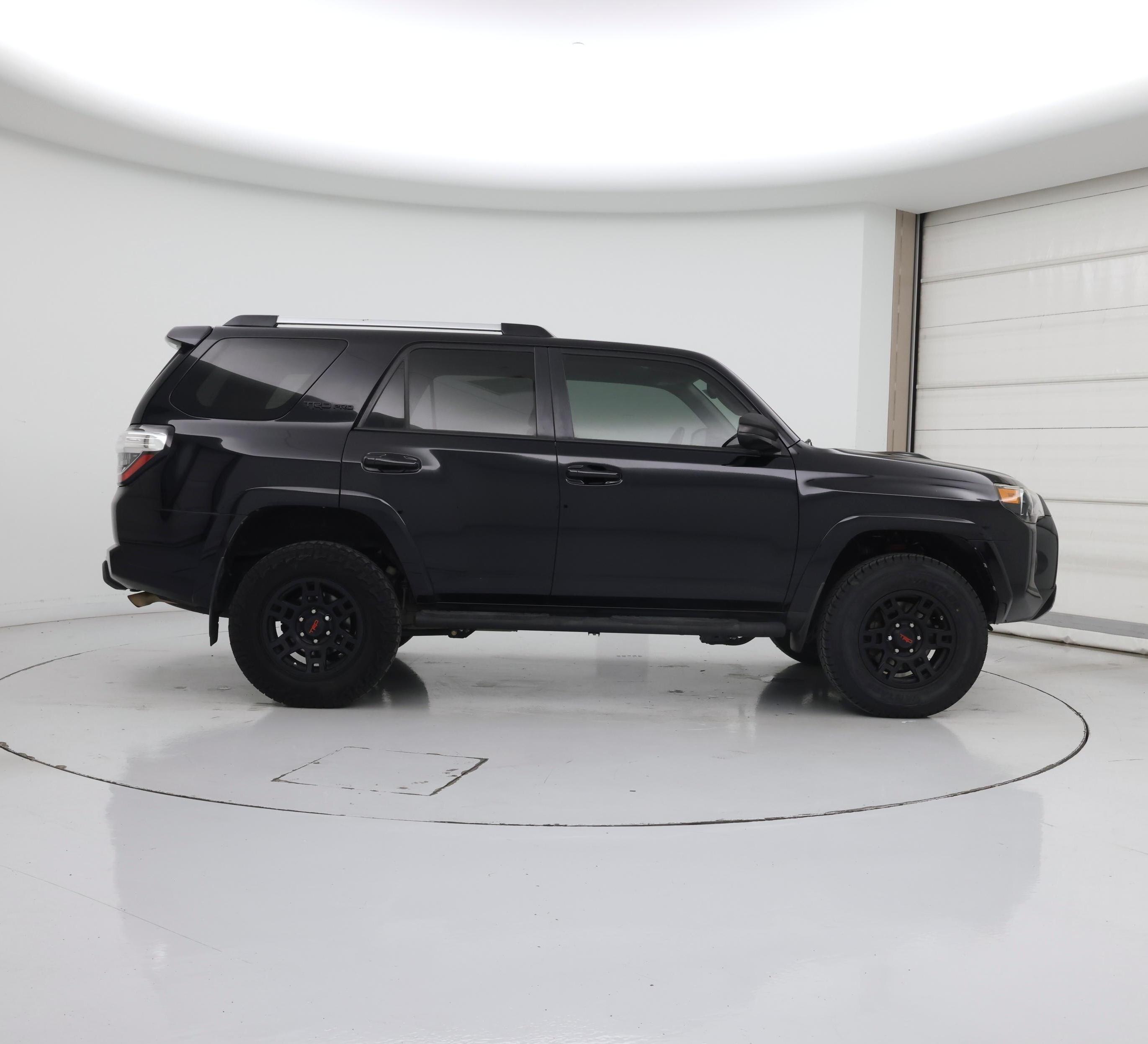 Thumbnail: 2015 Toyota 4Runner - 7