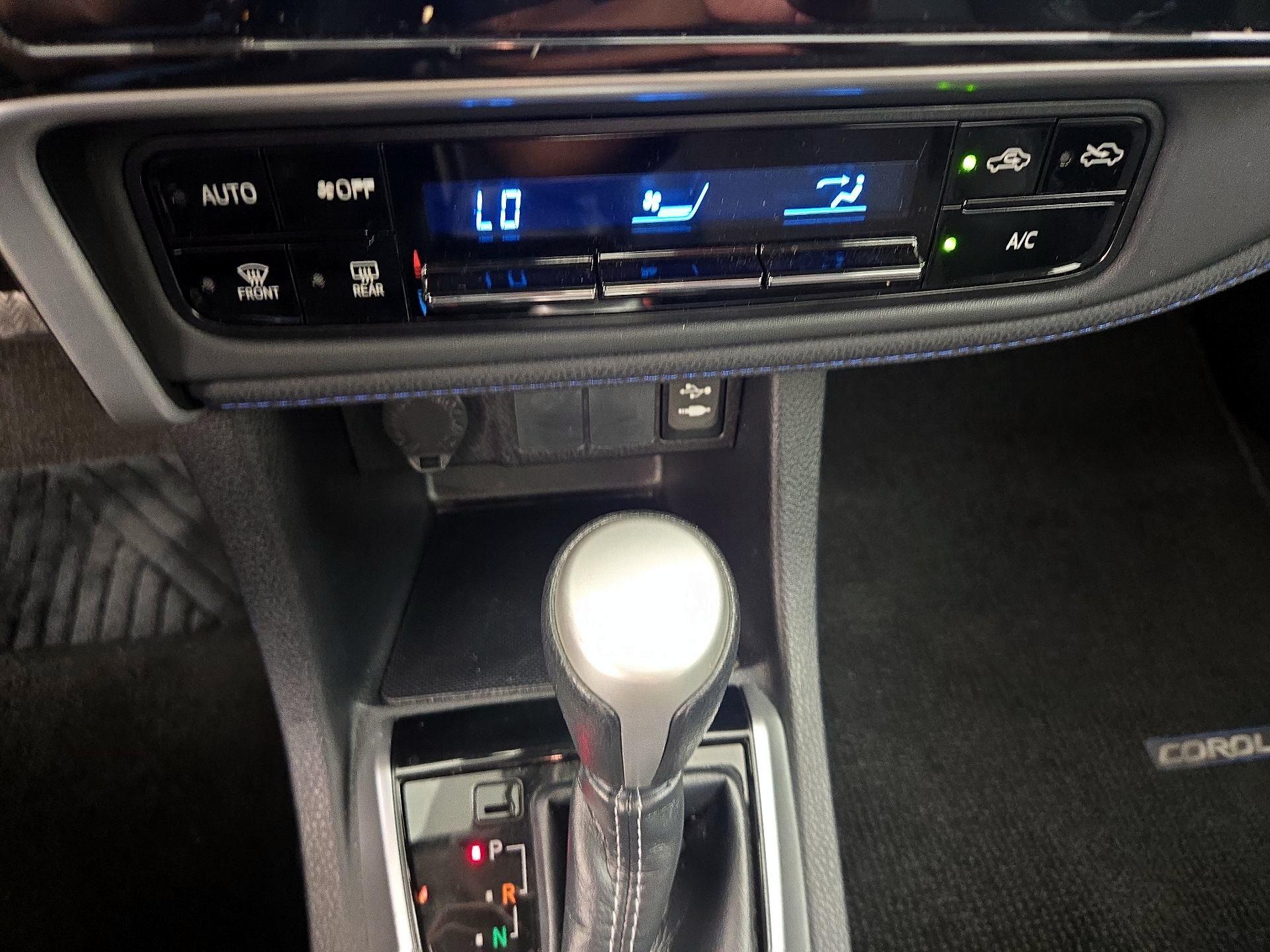 Thumbnail: 2019 Toyota Corolla - 16
