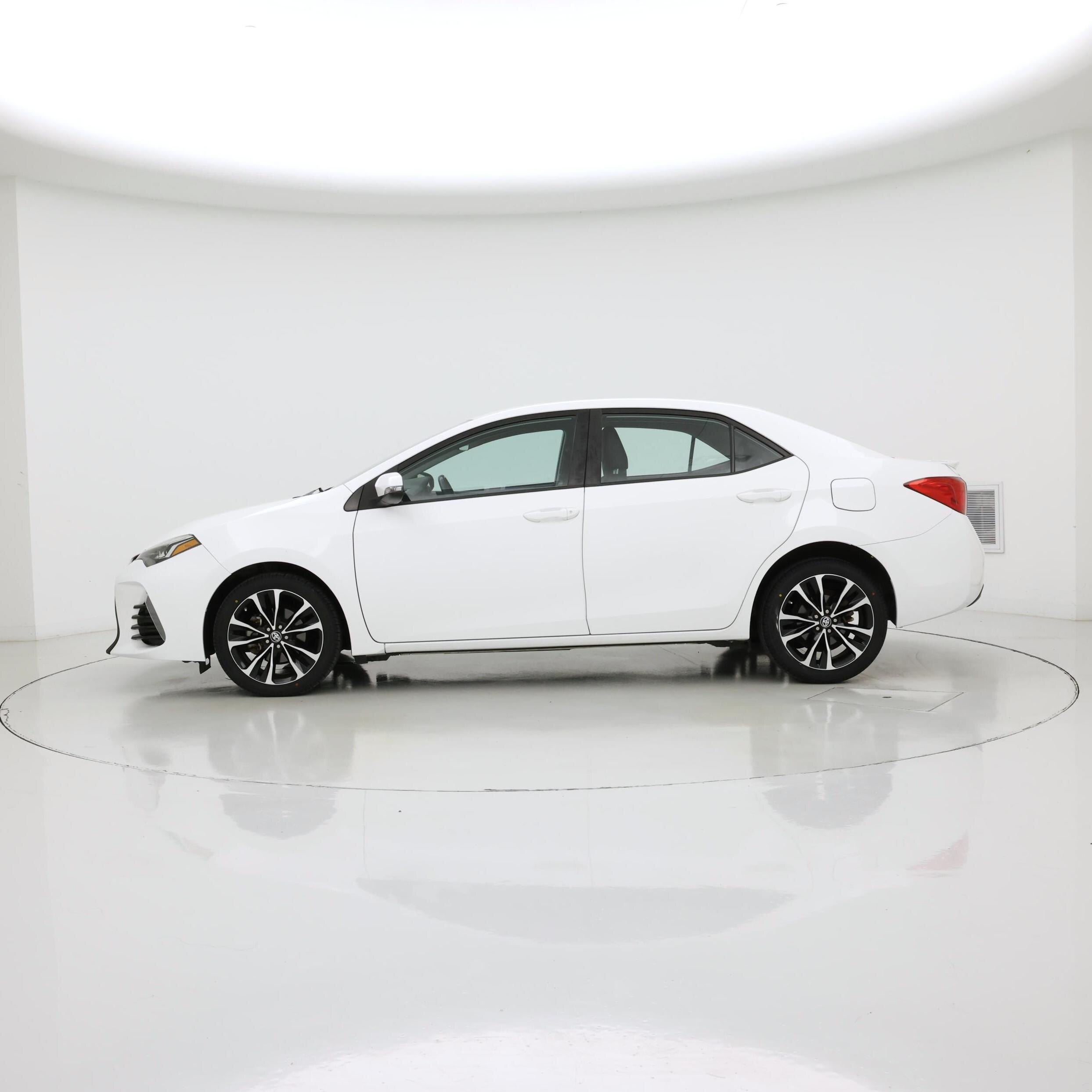 Thumbnail: 2019 Toyota Corolla - 3