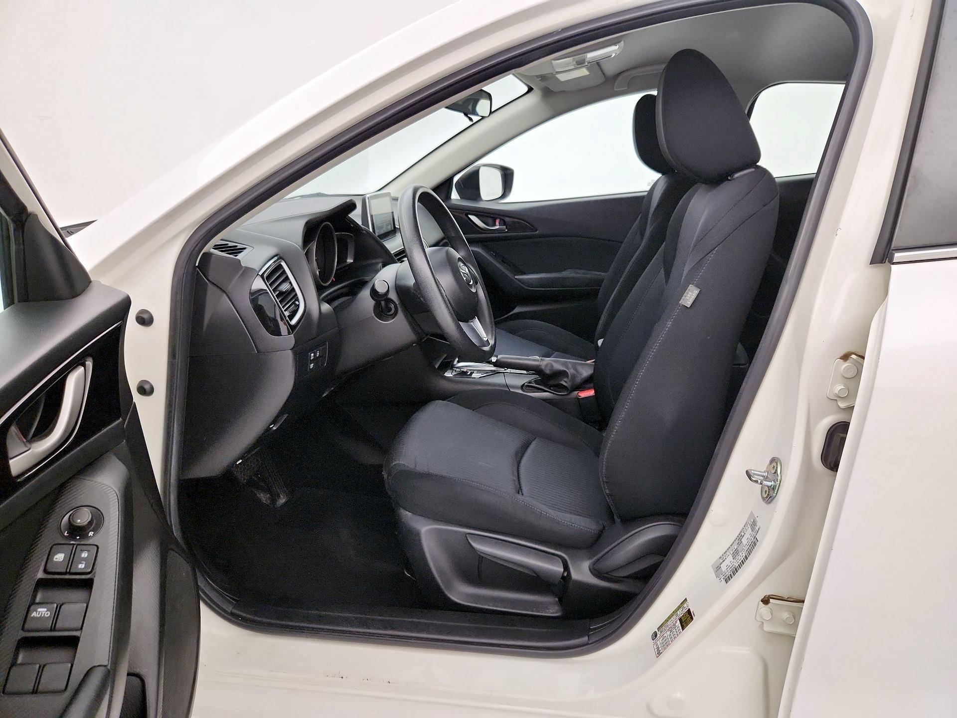 Thumbnail: 2016 Mazda Mazda3 - 11