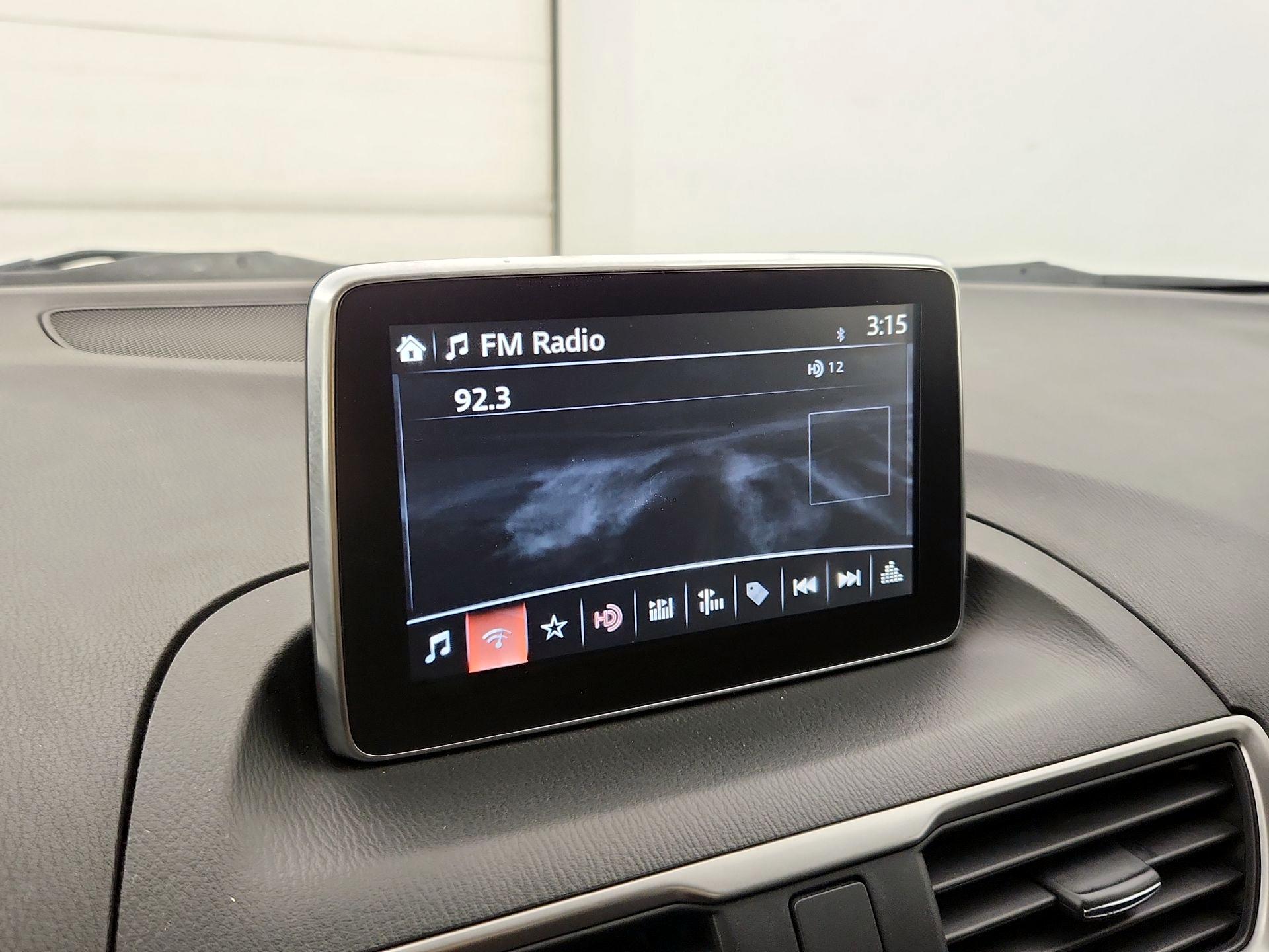 Thumbnail: 2016 Mazda Mazda3 - 15
