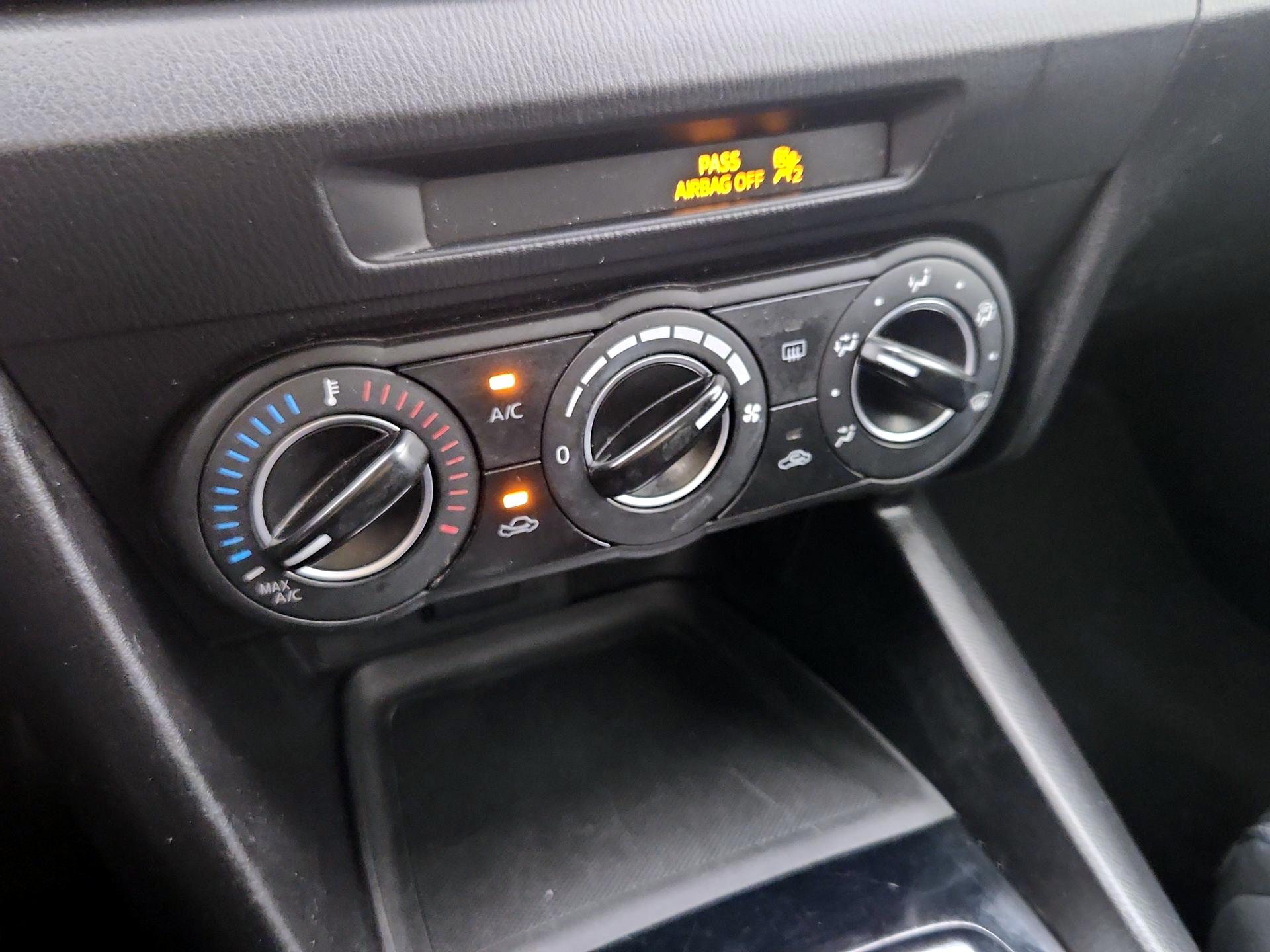 Thumbnail: 2016 Mazda Mazda3 - 16