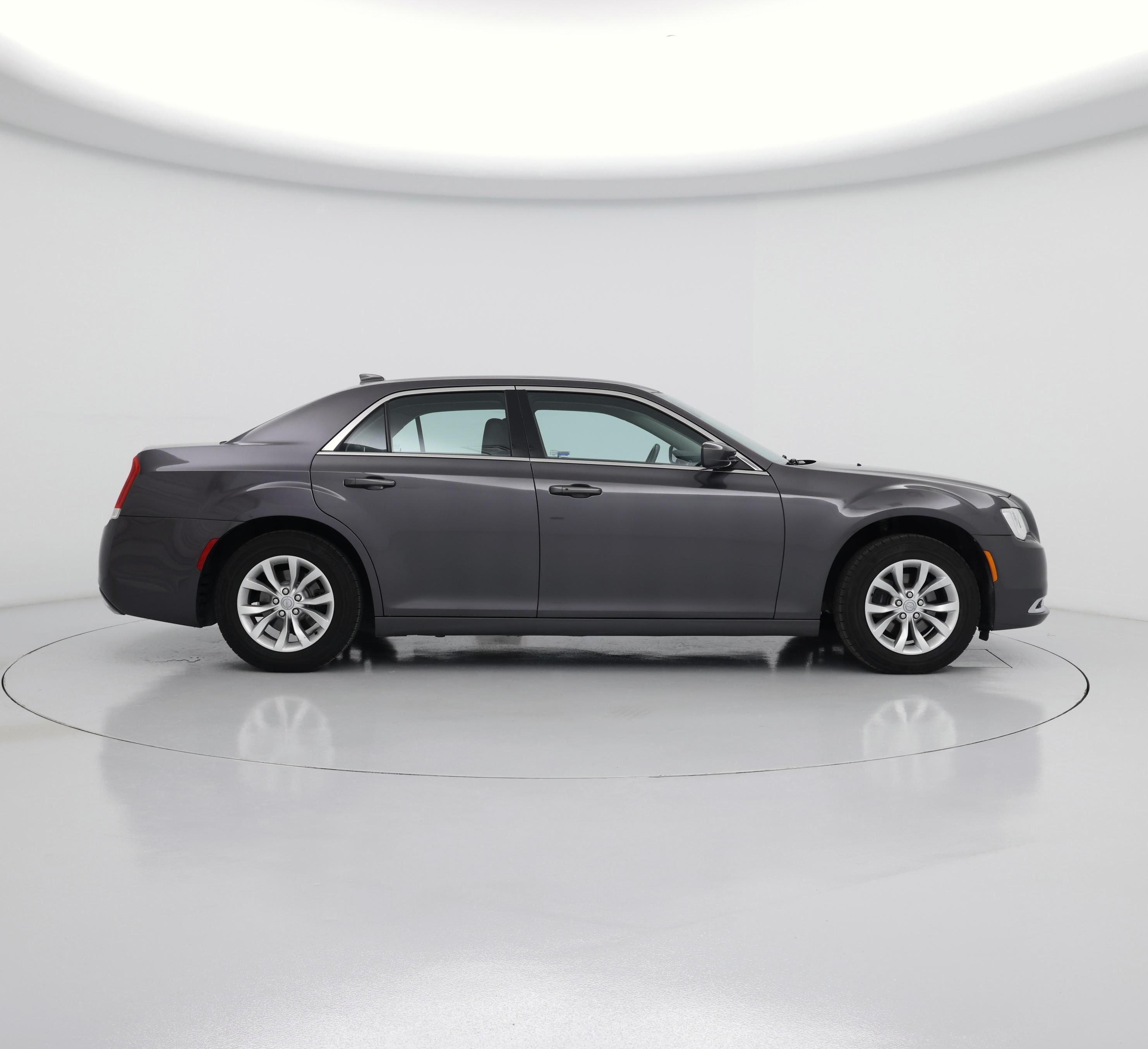 Thumbnail: 2015 Chrysler 300 - 7