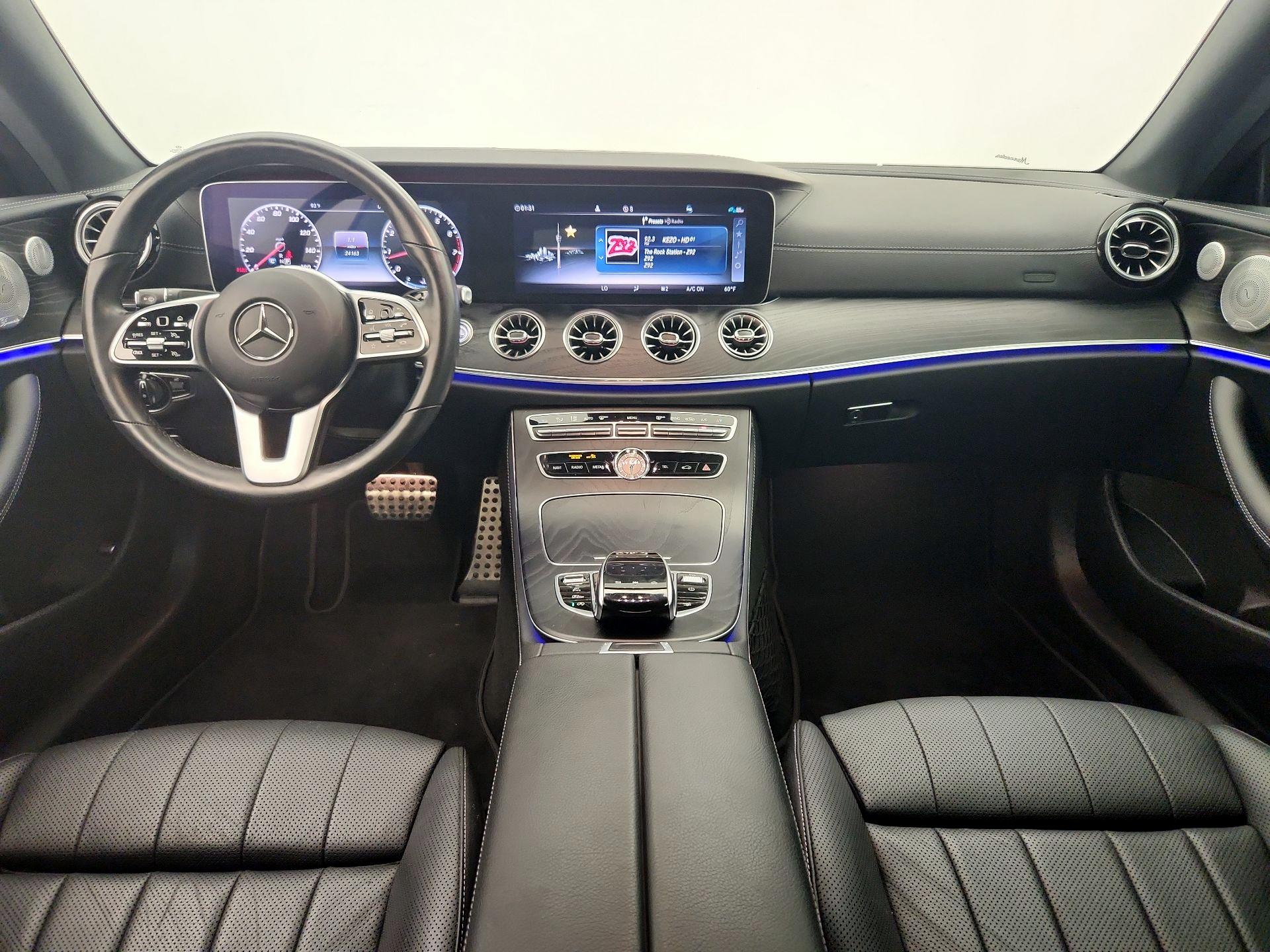Thumbnail: 2020 Mercedes-Benz E-Class - 9