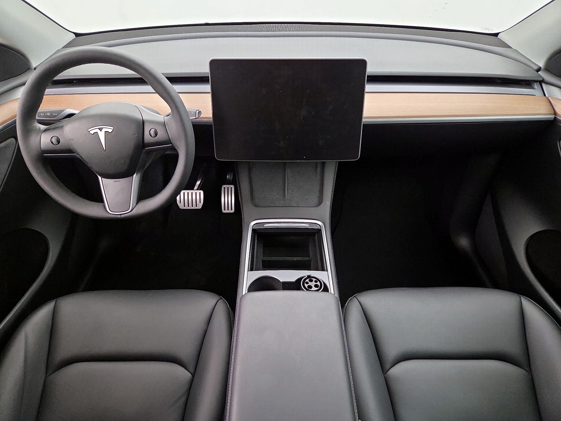 Thumbnail: 2023 Tesla Model Y - 9