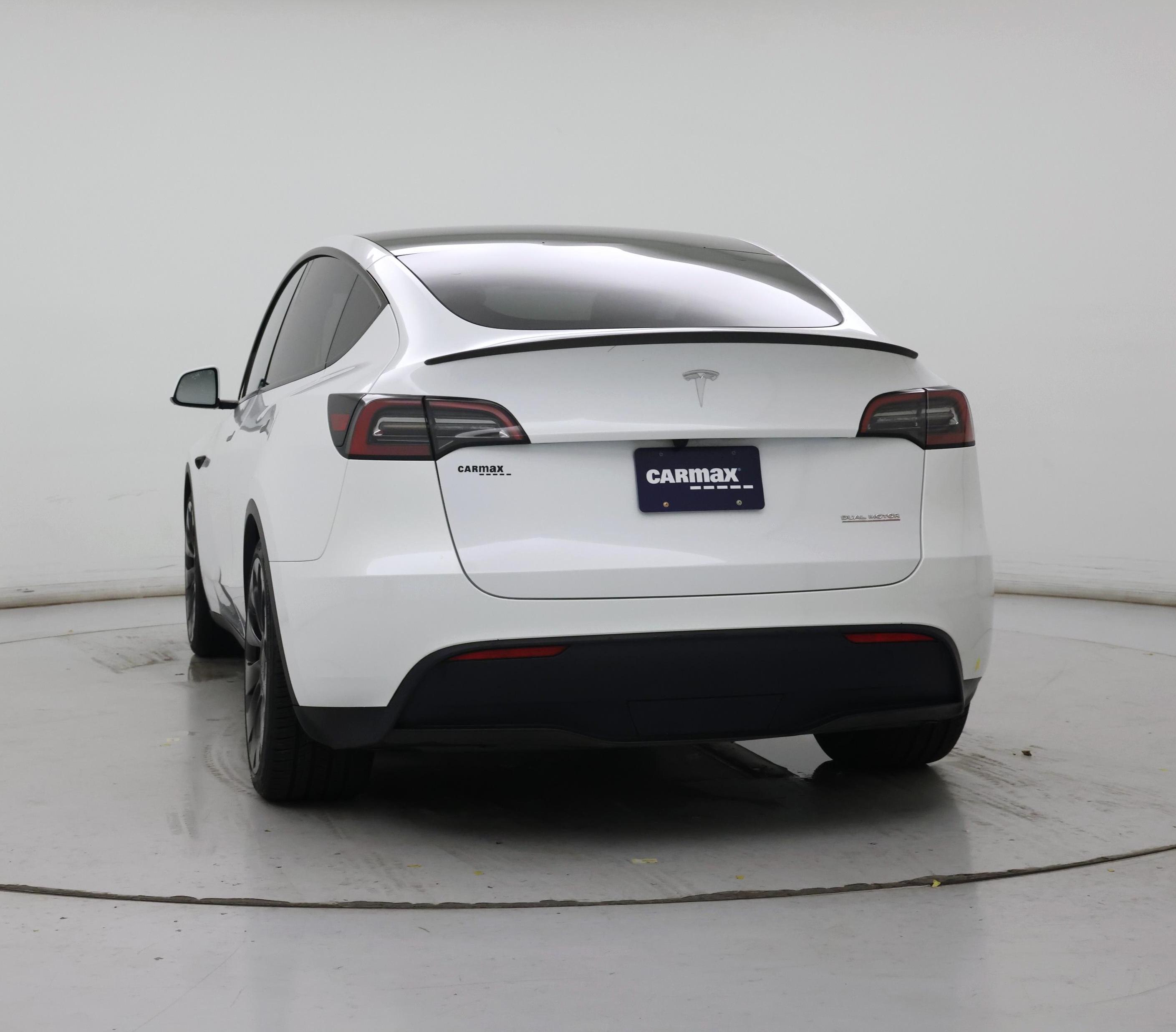 Thumbnail: 2023 Tesla Model Y - 7