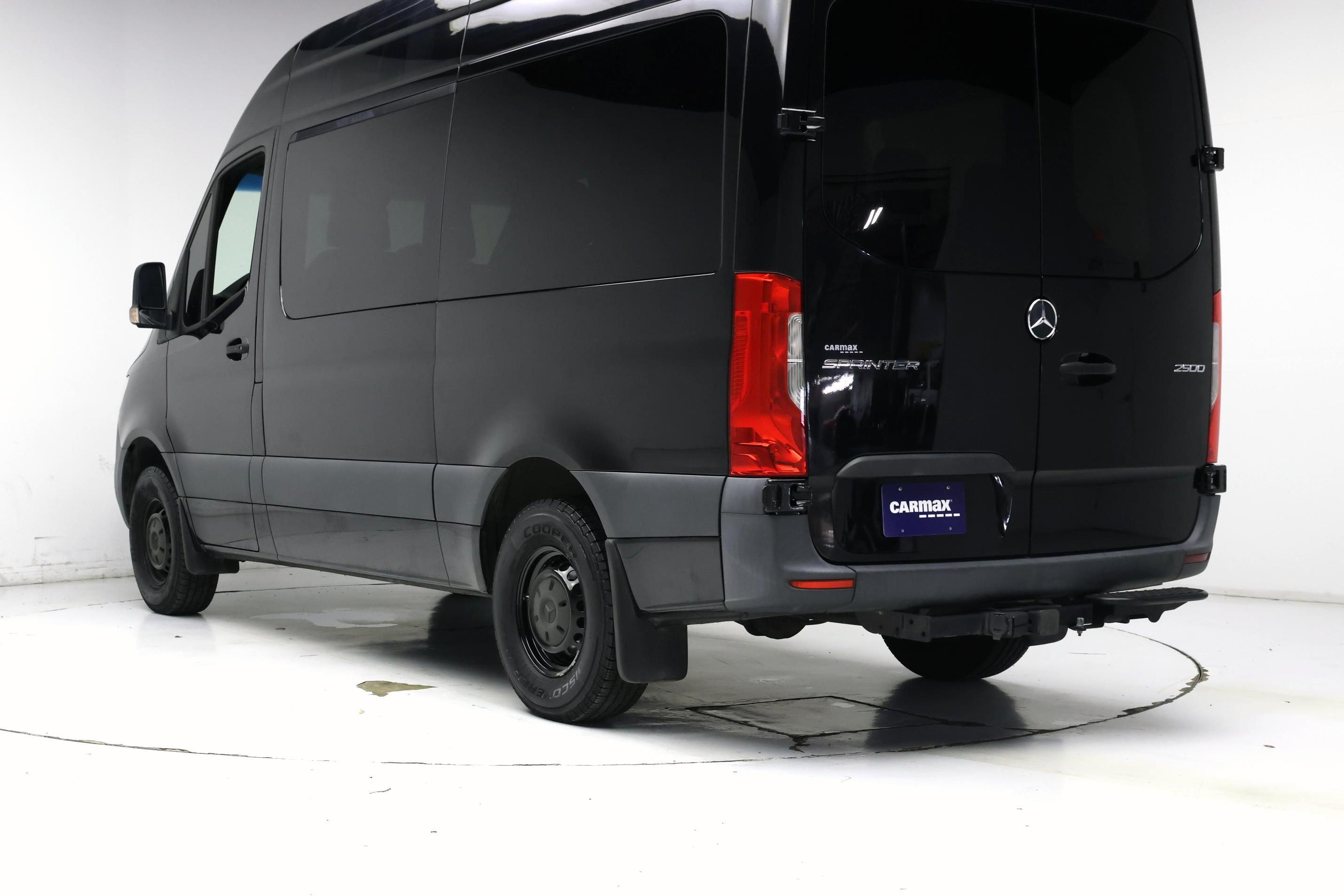 Thumbnail: 2020 Mercedes-Benz Sprinter - 2
