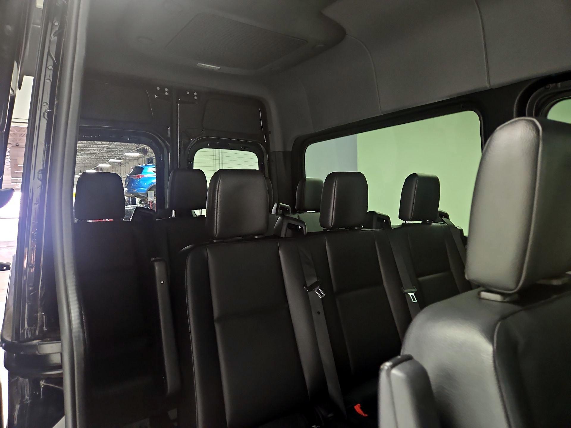 Thumbnail: 2020 Mercedes-Benz Sprinter - 20