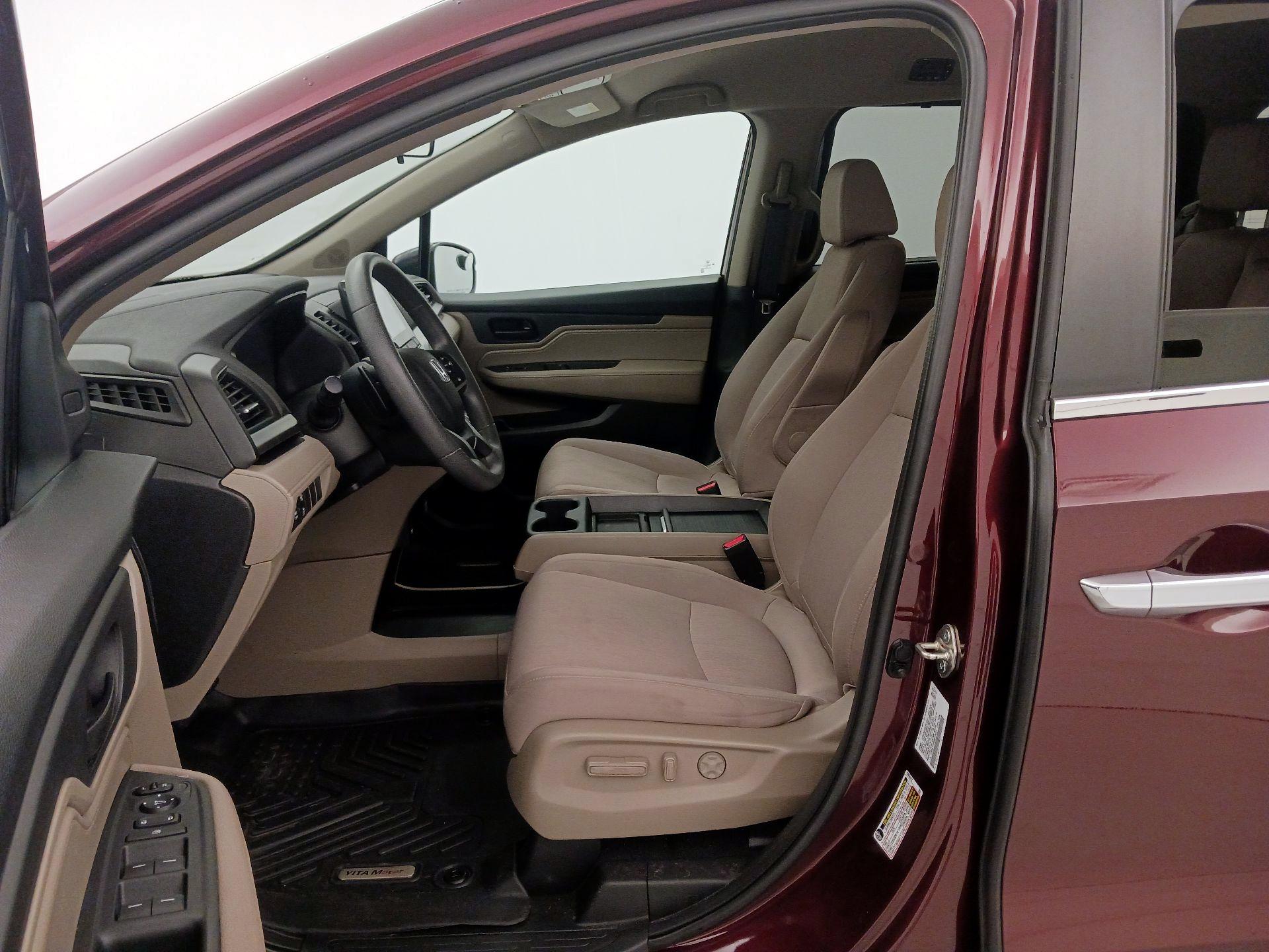 Thumbnail: 2021 Honda Odyssey - 11