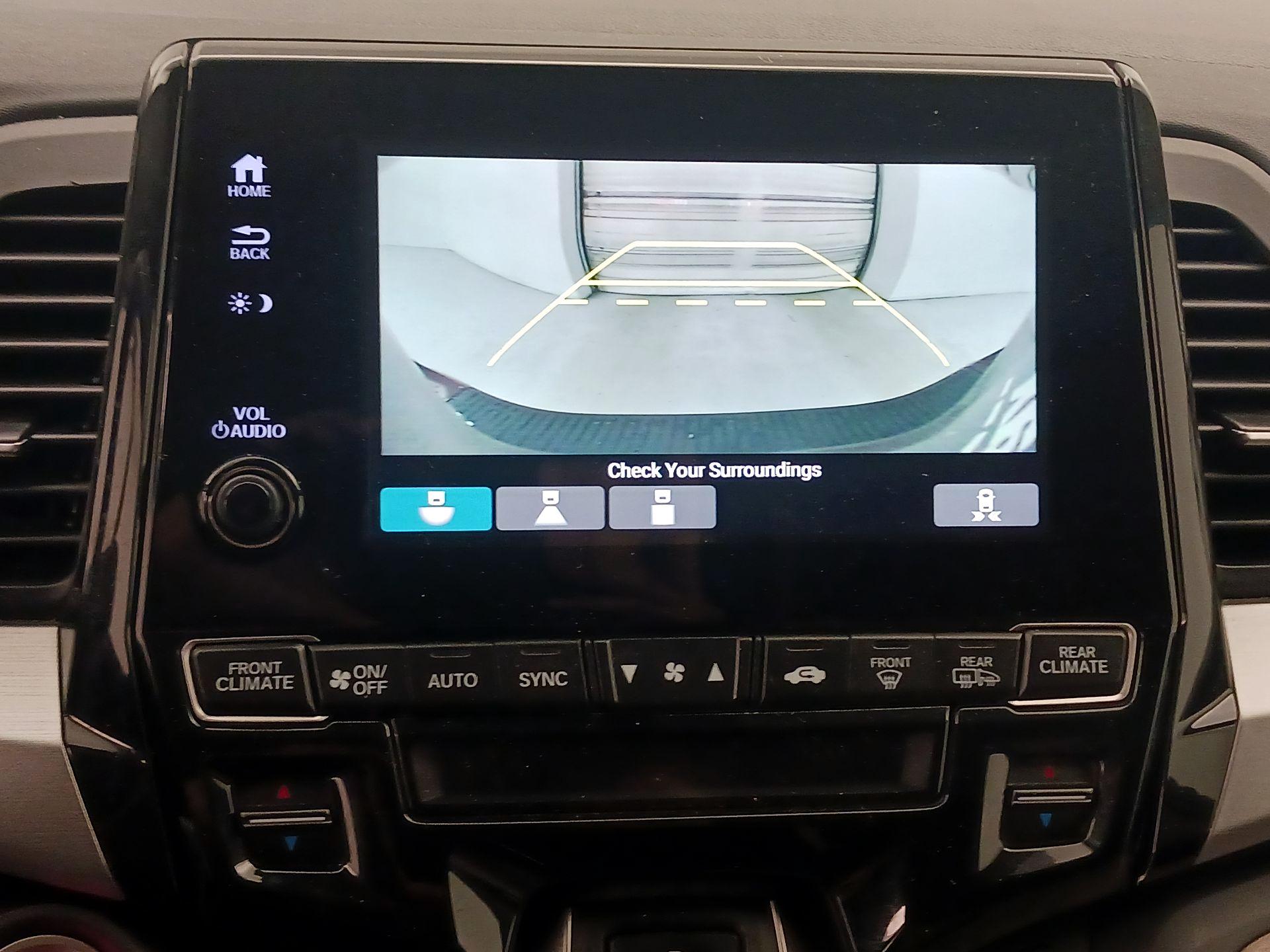 Thumbnail: 2021 Honda Odyssey - 14