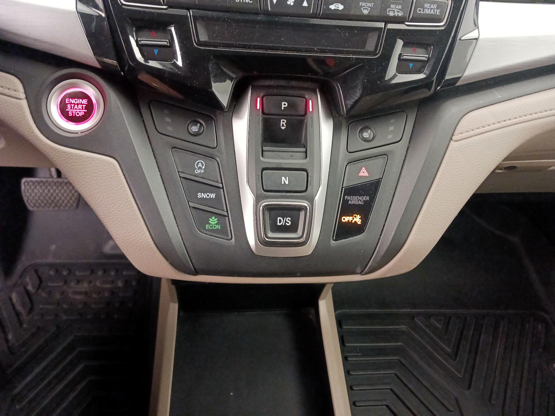 Thumbnail: 2021 Honda Odyssey - 17