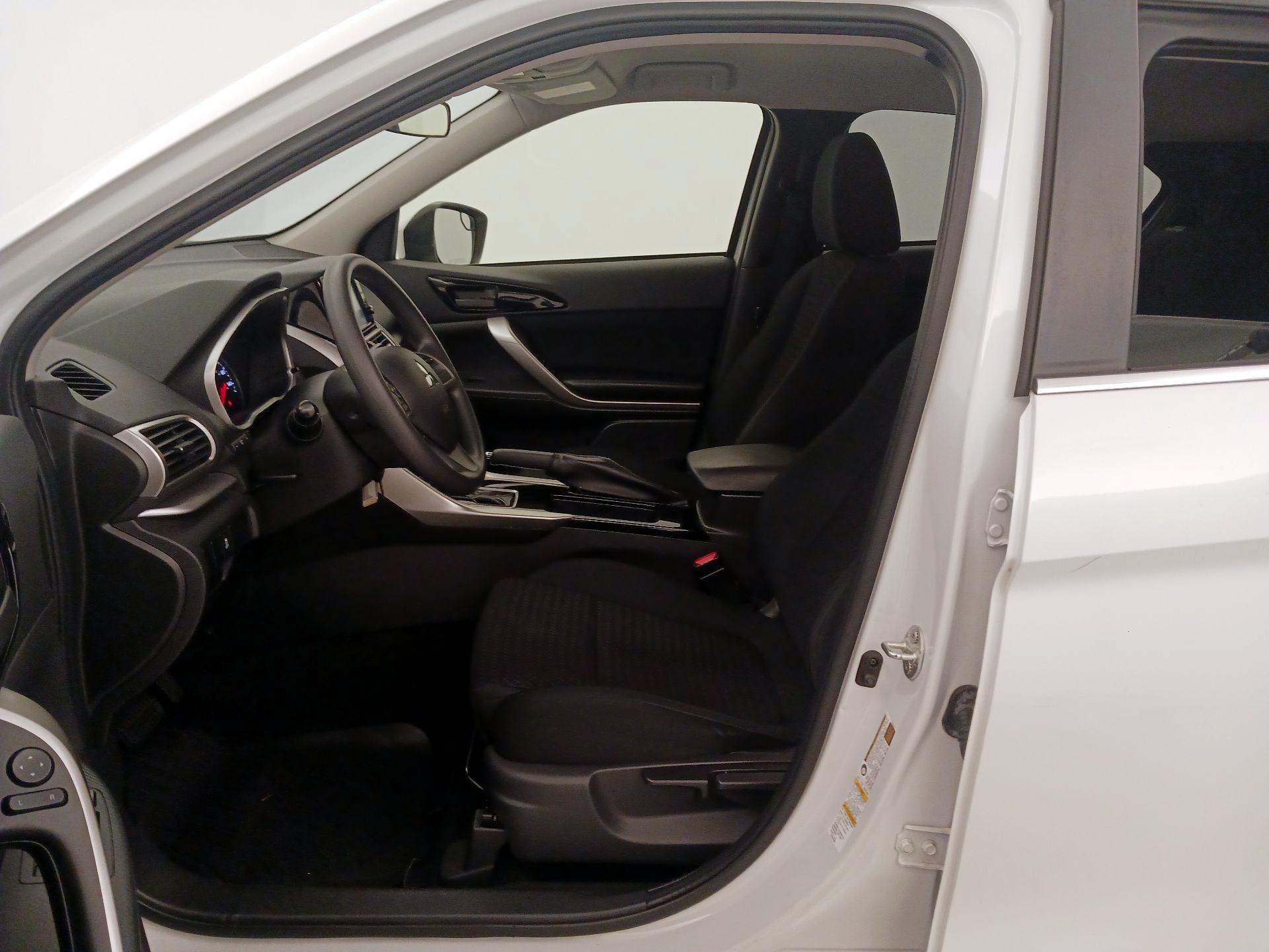 Thumbnail: 2020 Mitsubishi Eclipse Cross - 11