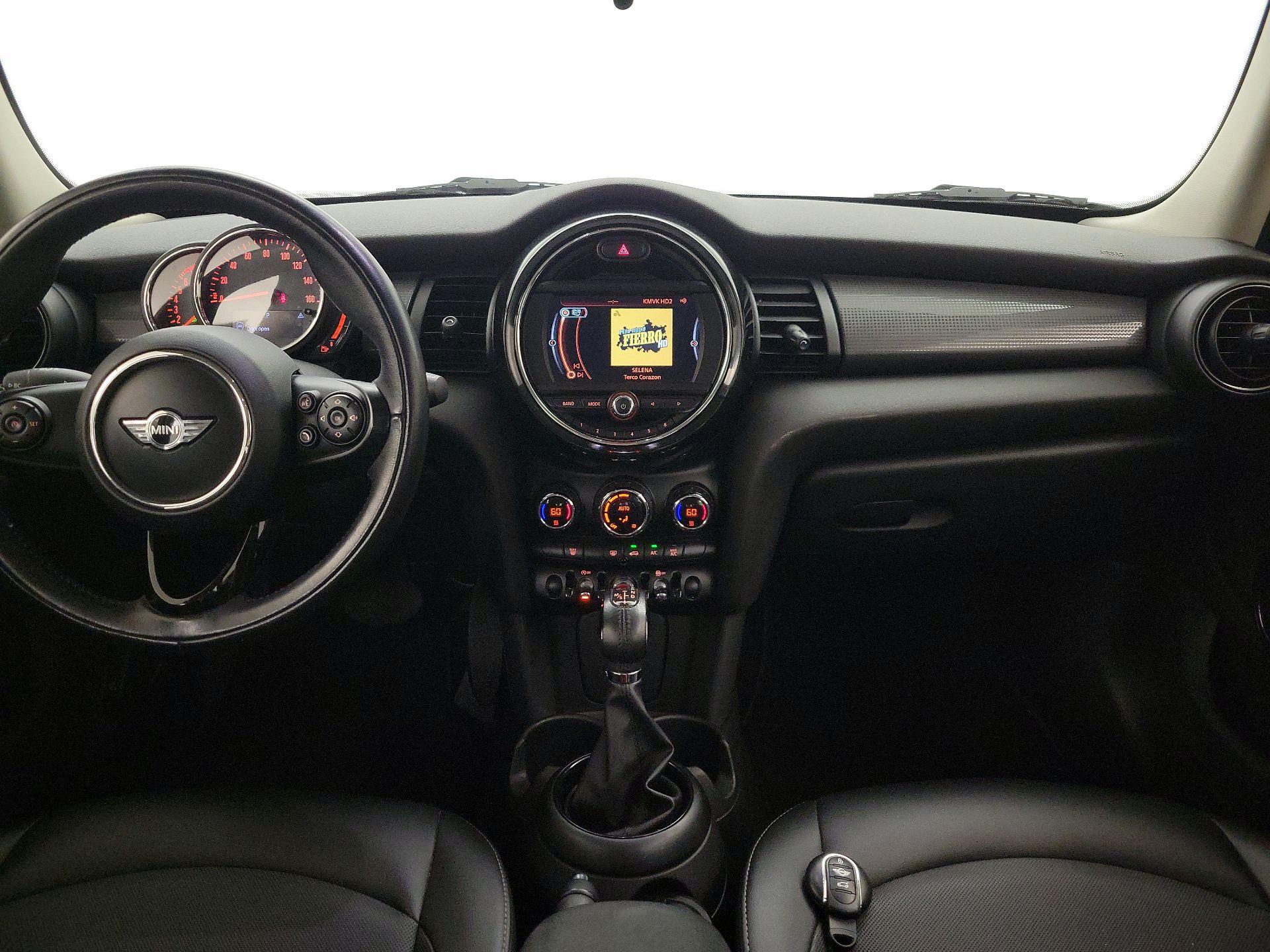 Thumbnail: 2018 MINI Cooper Hardtop - 9