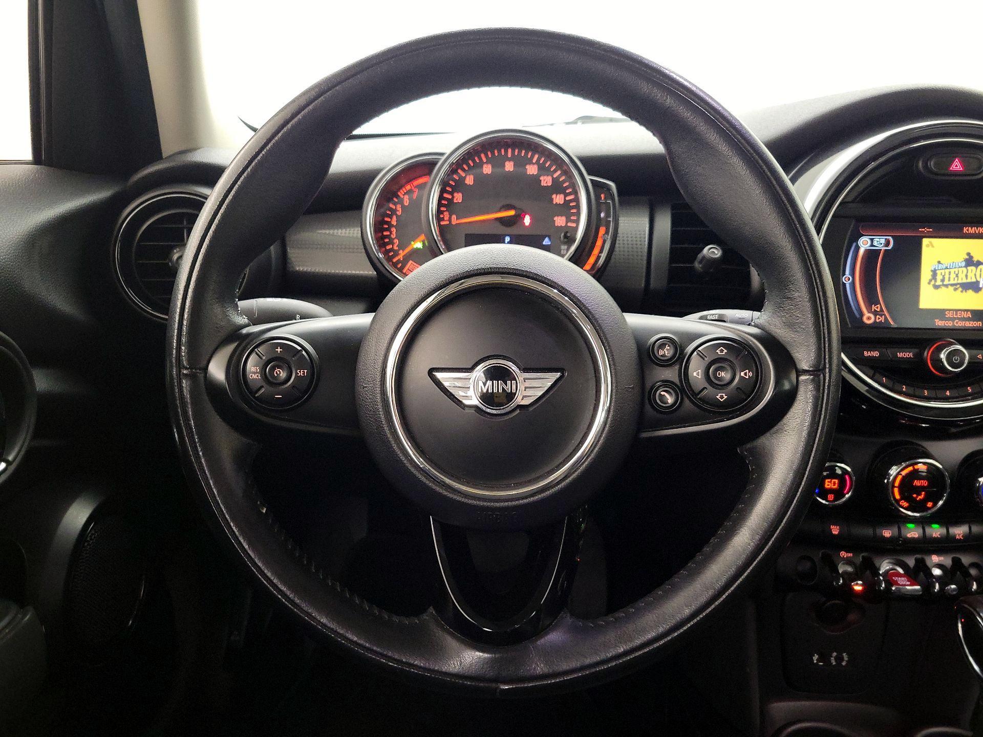 Thumbnail: 2018 MINI Cooper Hardtop - 10