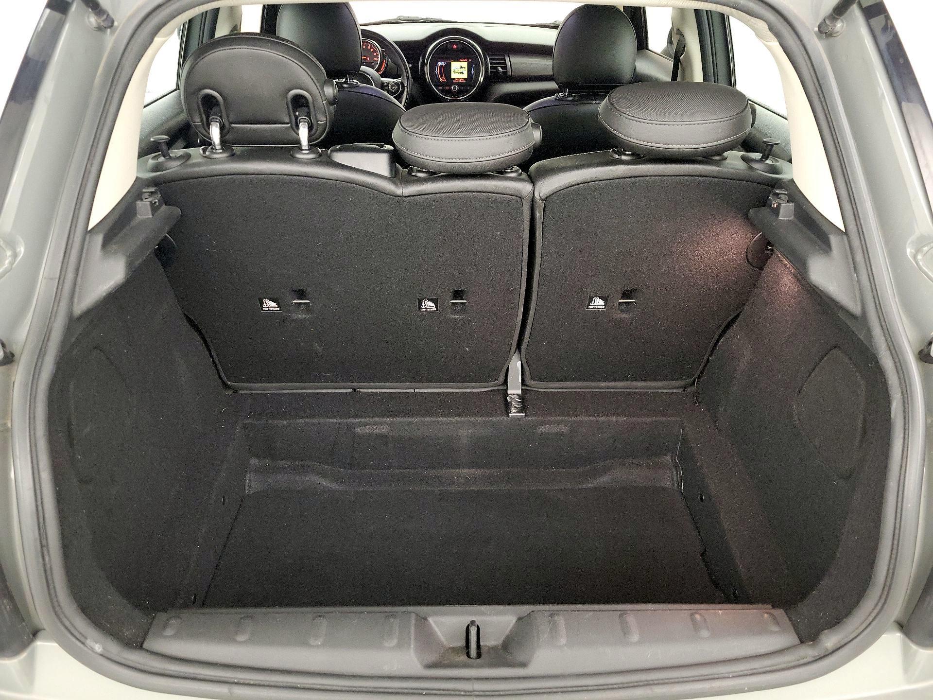 Thumbnail: 2018 MINI Cooper Hardtop - 20