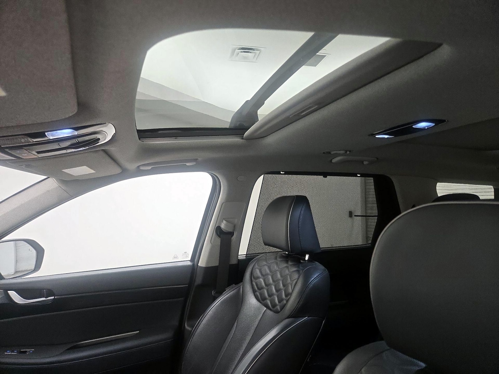 Sunroof(s) & Skylight(s)