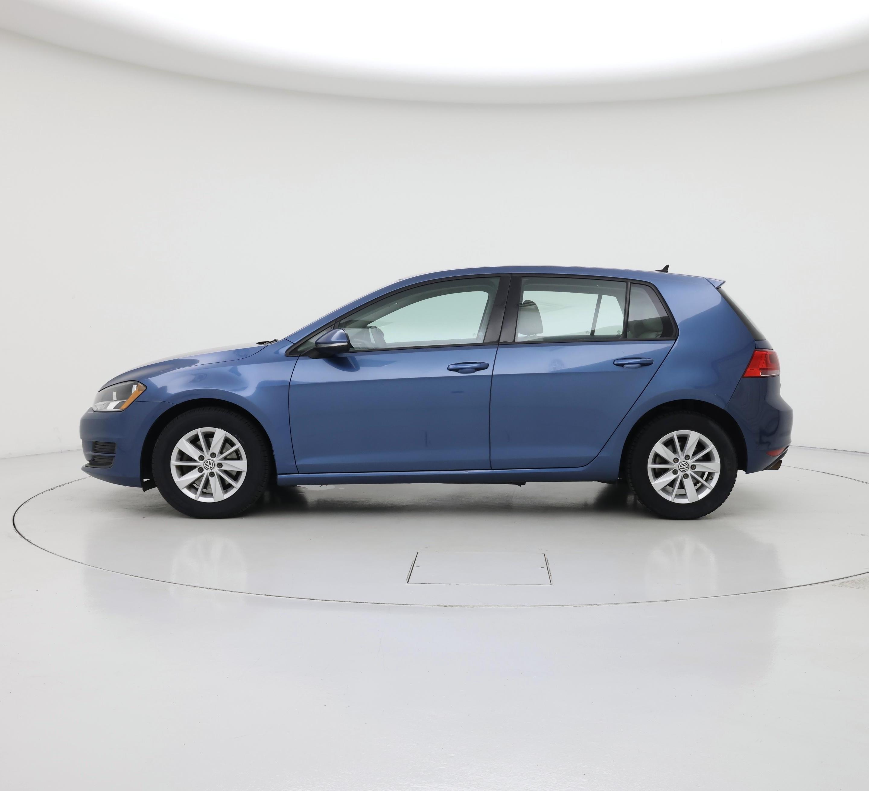 Thumbnail: 2017 Volkswagen Golf - 3